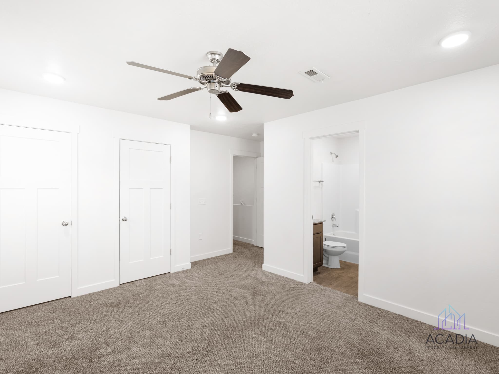 Magna Townhome: 7427 W Laxey St
