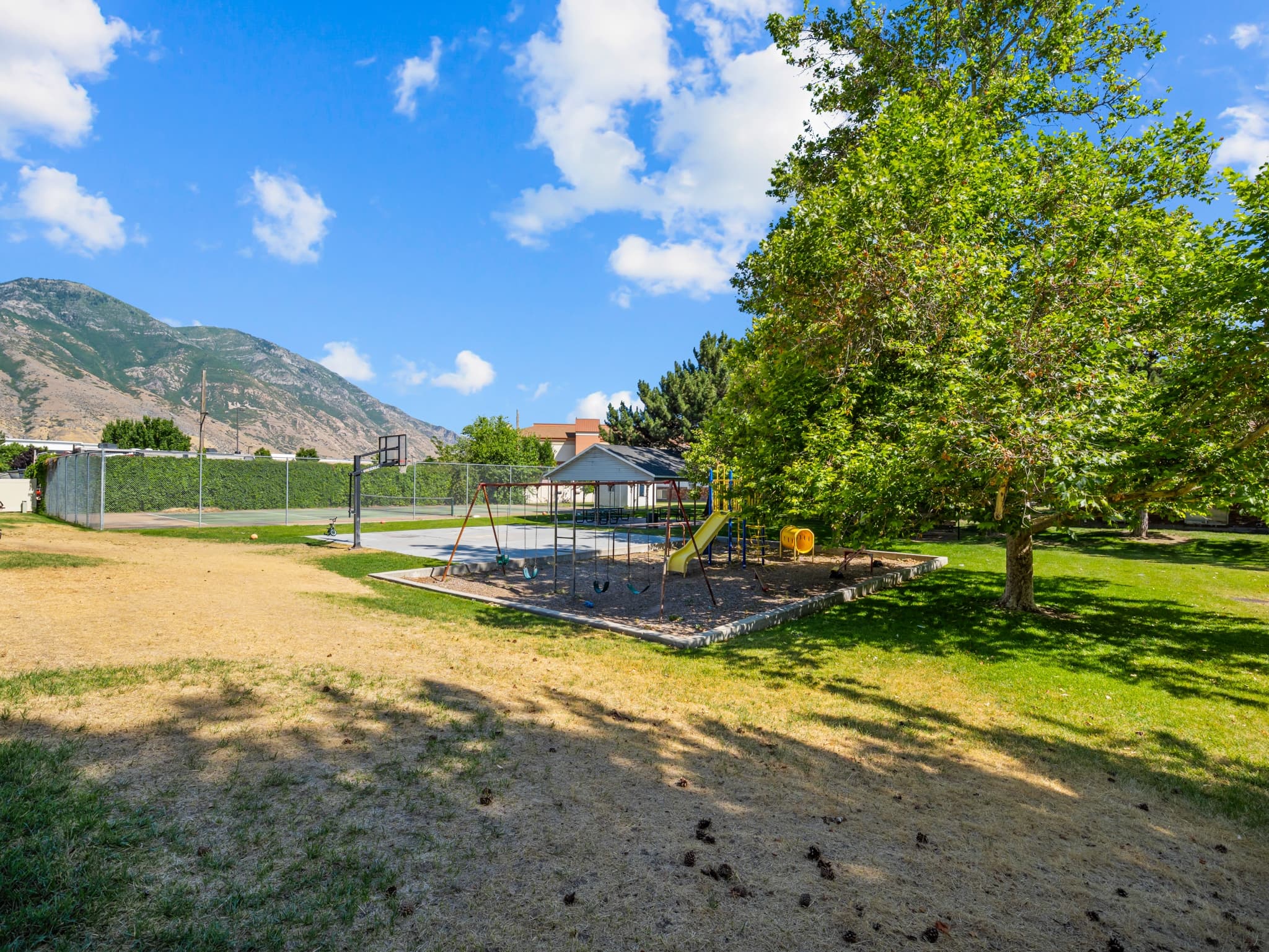 Provo Apartment: 945 S Freedom Blvd
