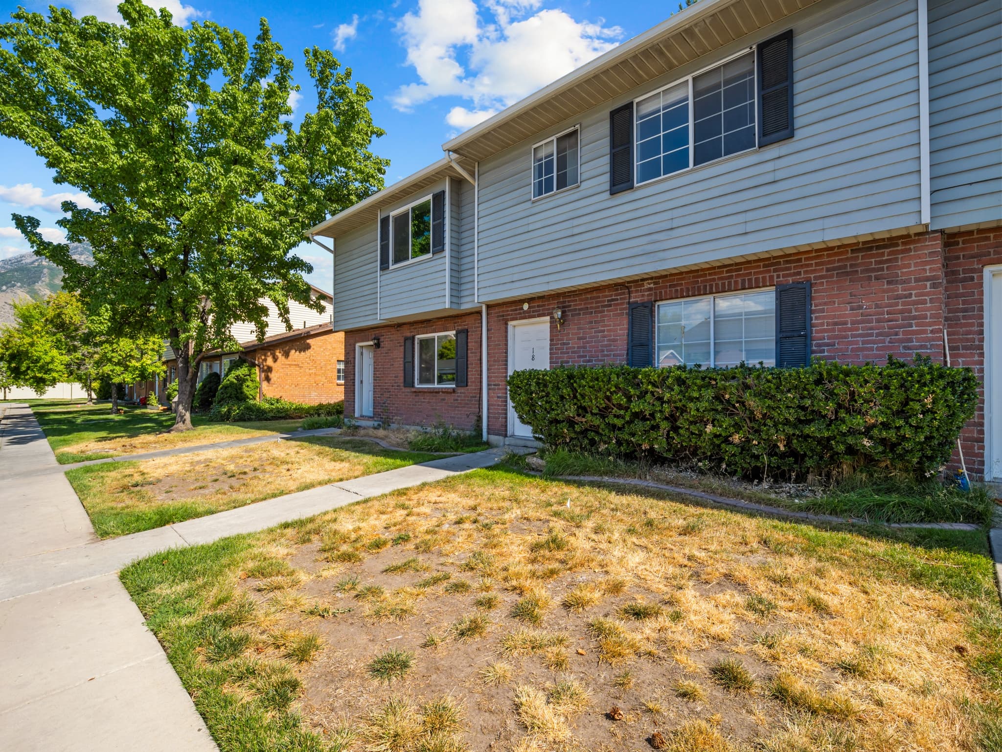 Provo Apartment: 945 S Freedom Blvd