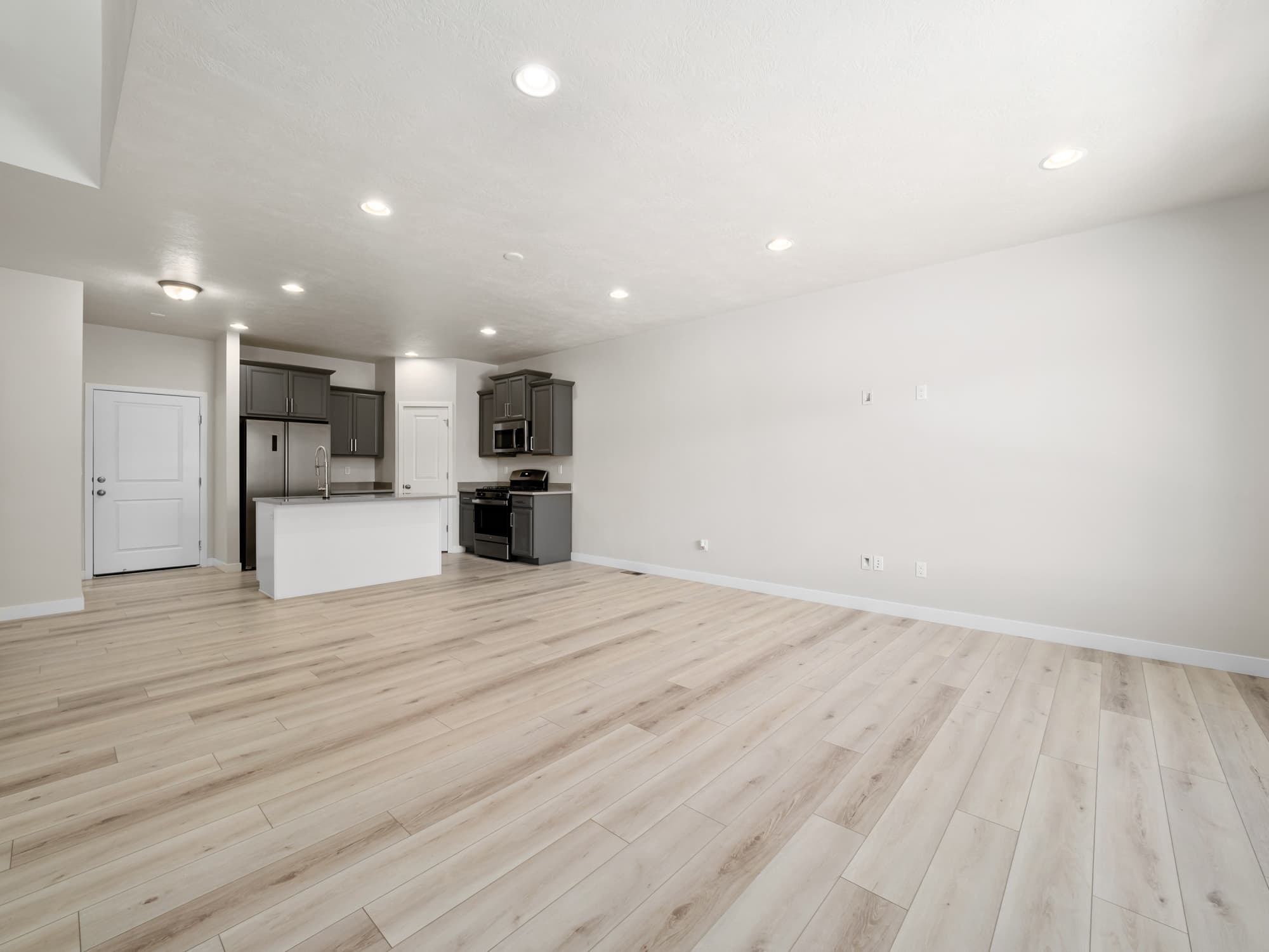 Riverton Townhome: 15083 S Reins Way