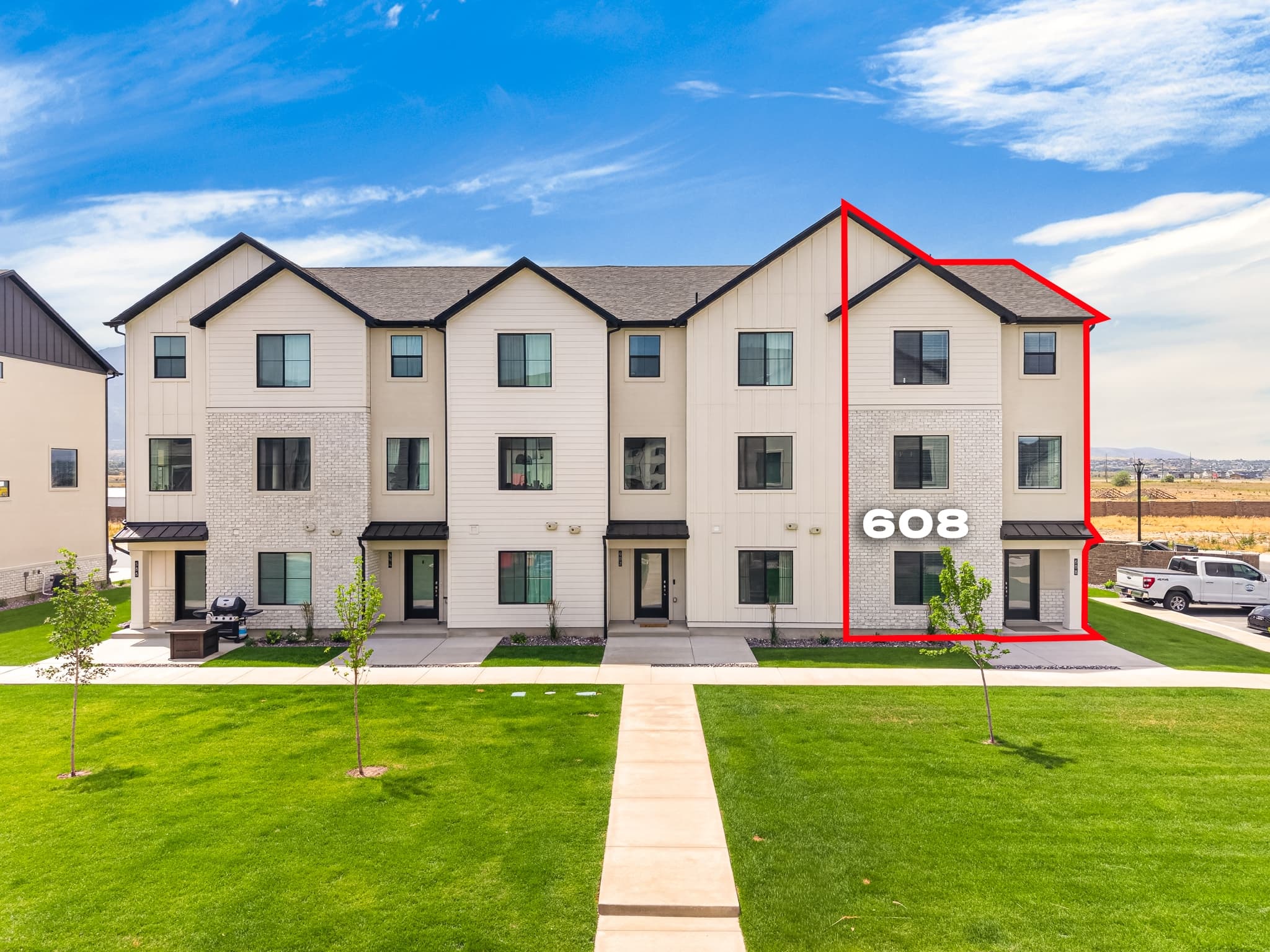 Salem House: 608 W 1760 N