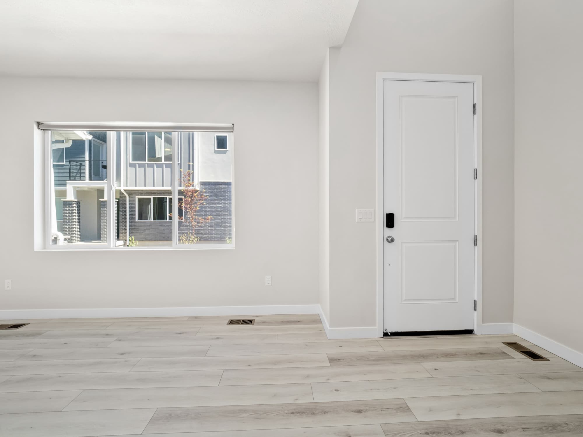 Riverton Townhome: 15083 S Reins Way