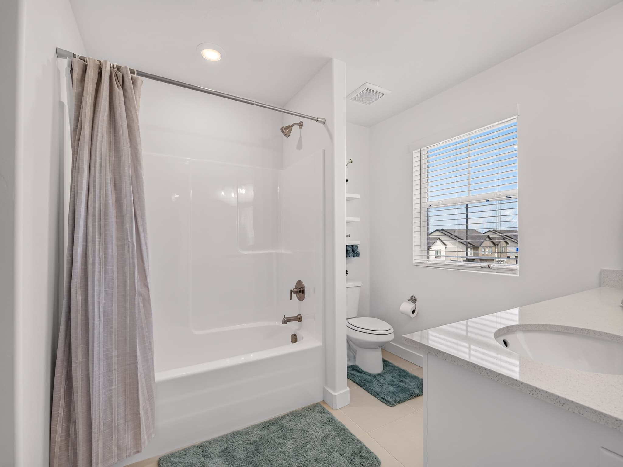 Salem House: 608 W 1760 N