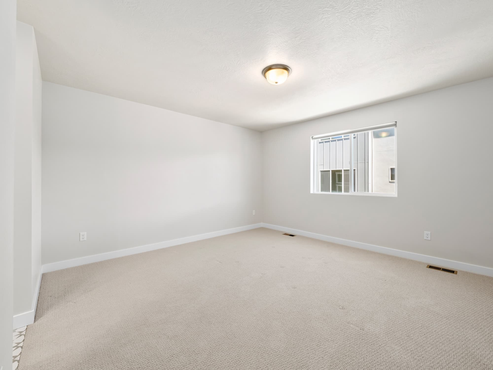 Riverton Townhome: 15083 S Reins Way