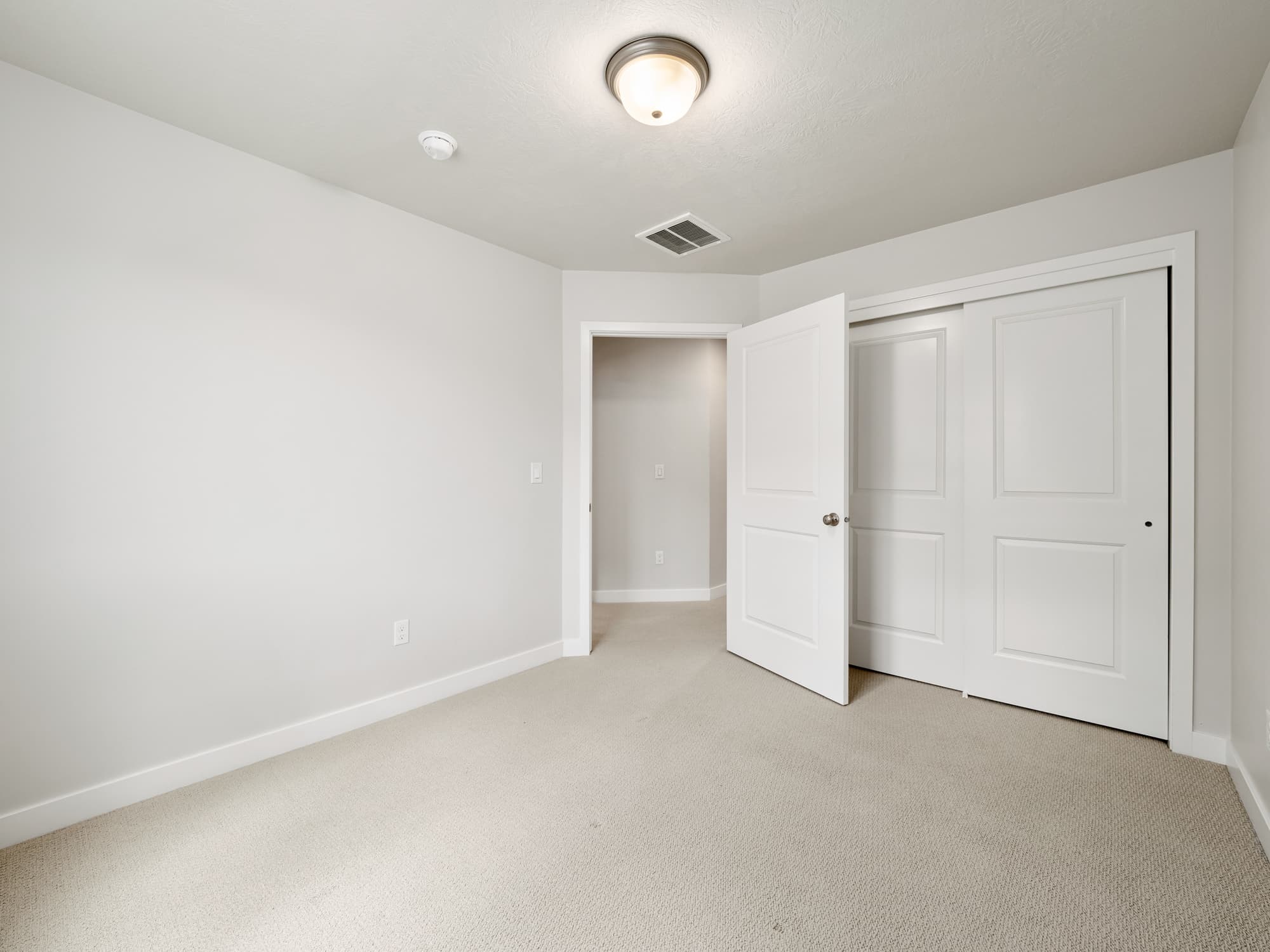 Riverton Townhome: 15083 S Reins Way