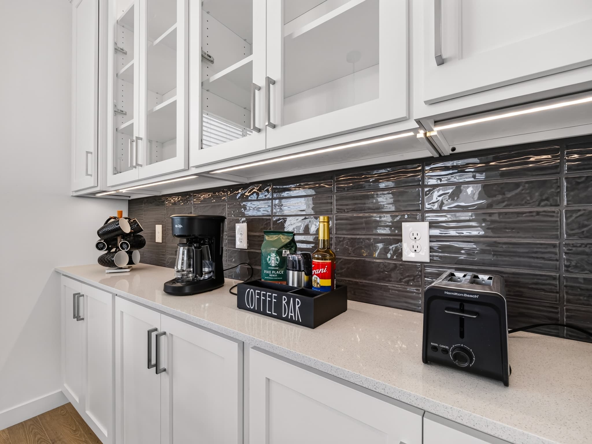 Salem House: 608 W 1760 N