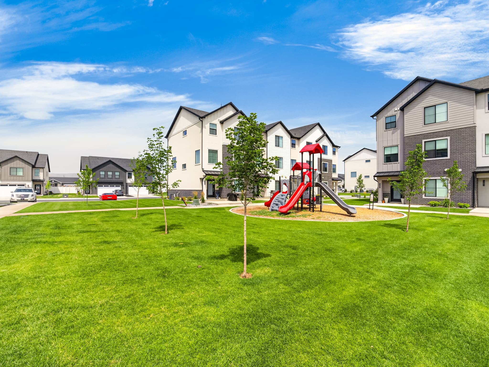 Salem House: 608 W 1760 N