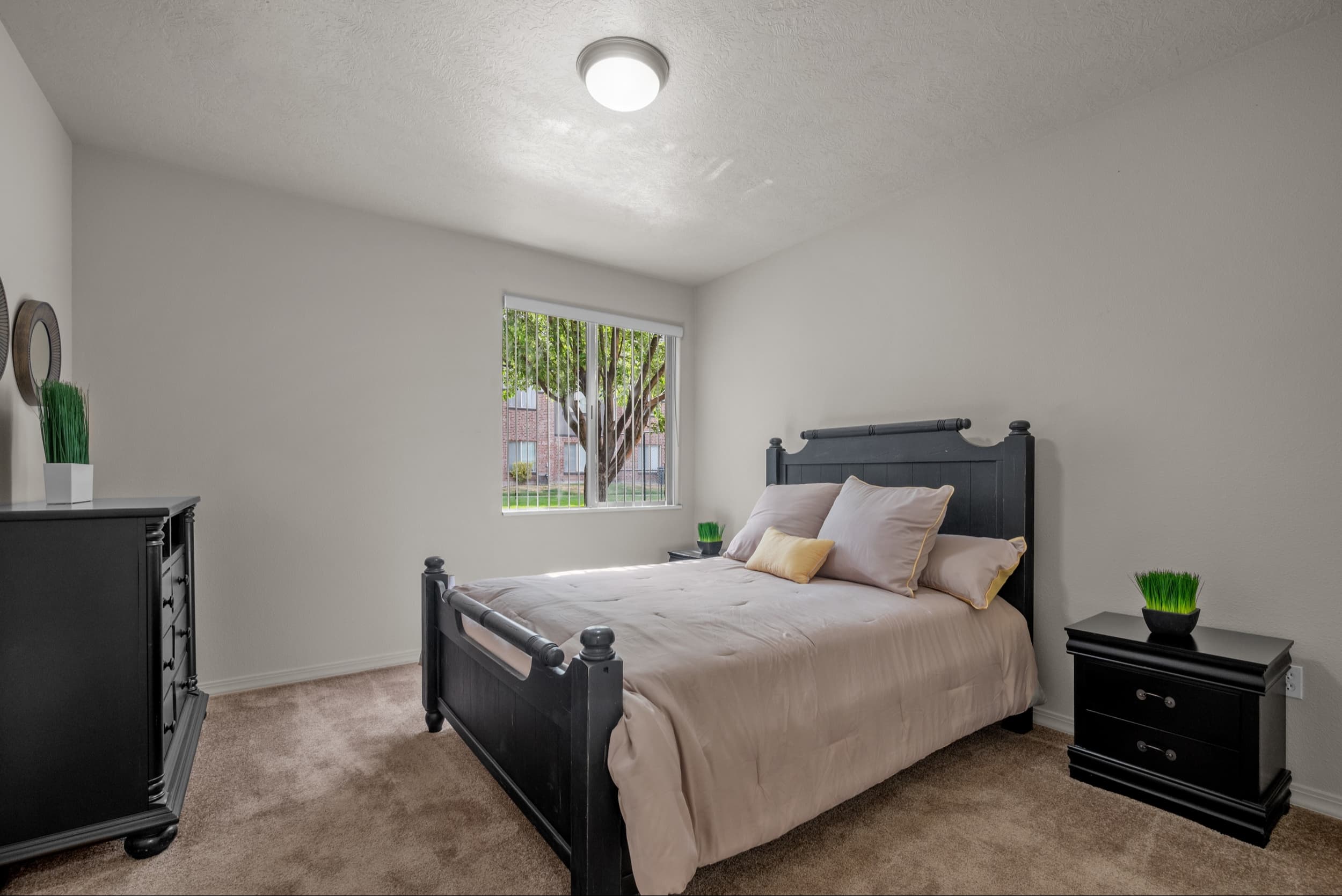Pleasant Grove Apartment: 884 W 700 S