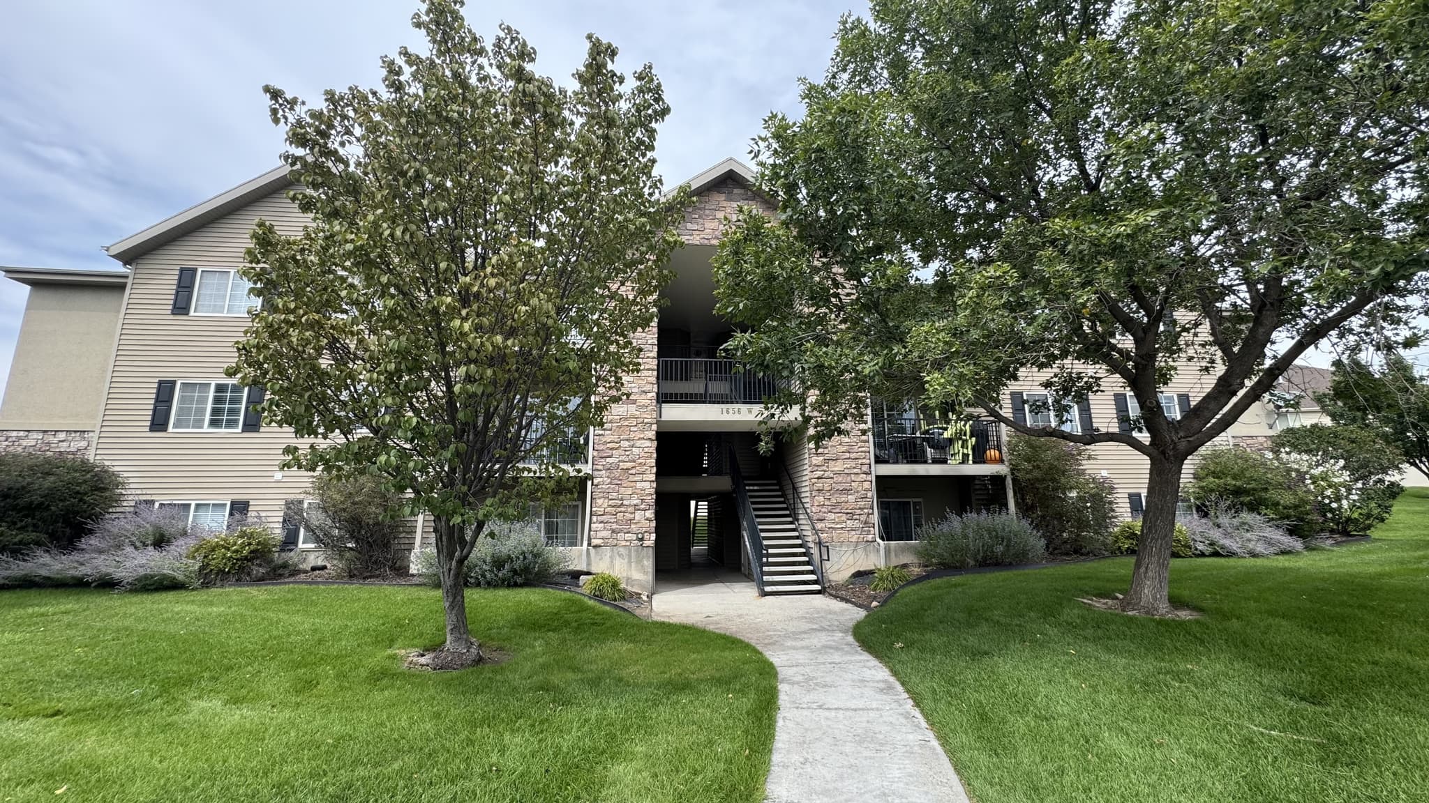 Lehi Condo: 1656 Westbury Way