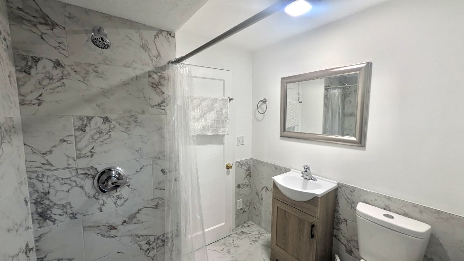 Ogden Apartment: 2904 Fowler Ave