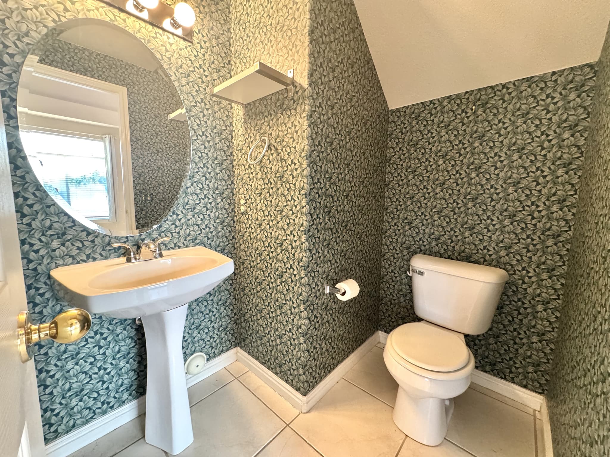 Sandy Townhome: 723 E Sandy Point Dr