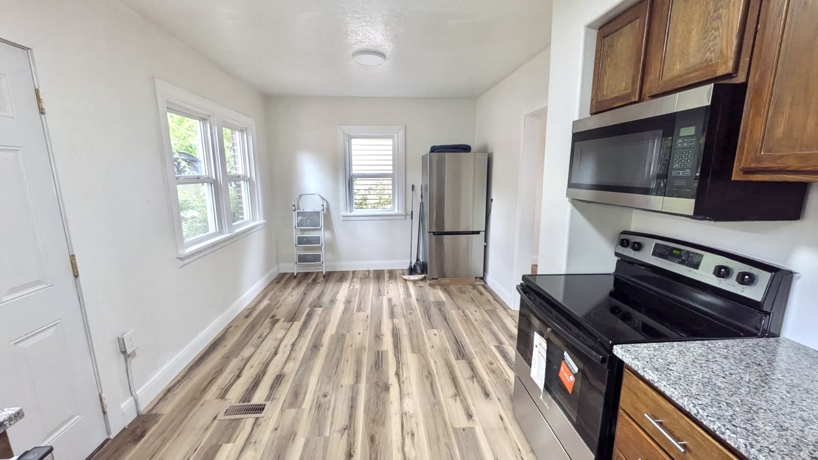 Ogden Apartment: 2904 Fowler Ave