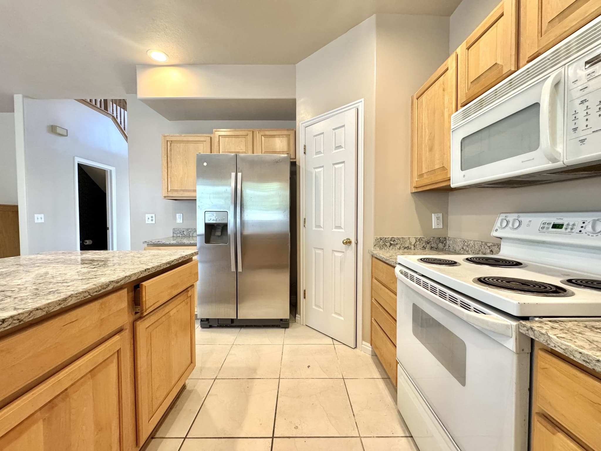 Sandy Townhome: 723 E Sandy Point Dr
