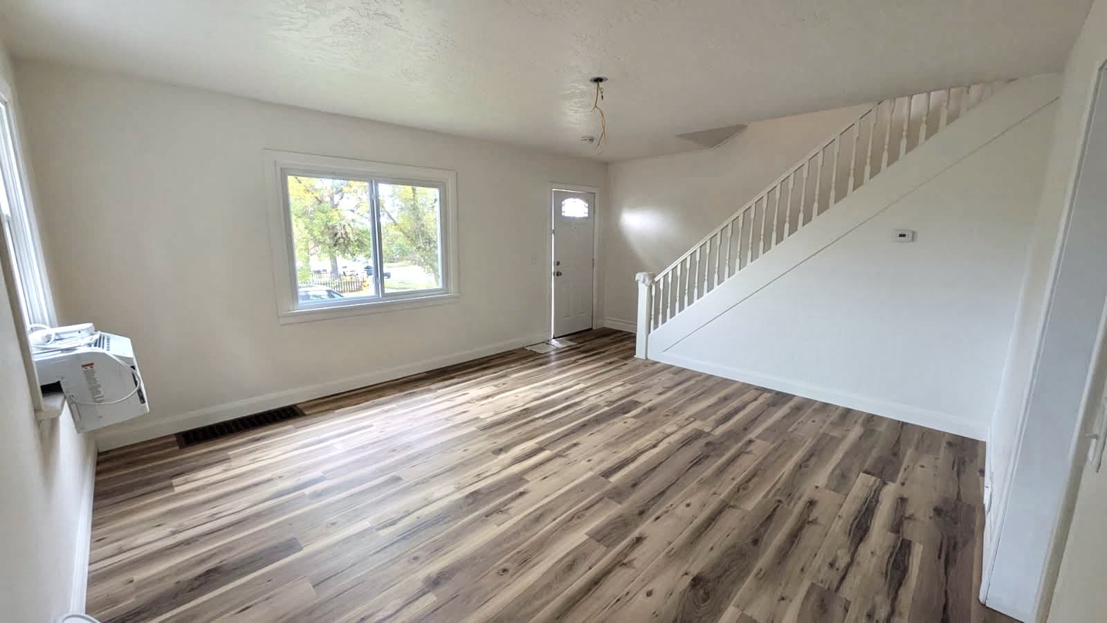 Ogden Apartment: 2904 Fowler Ave