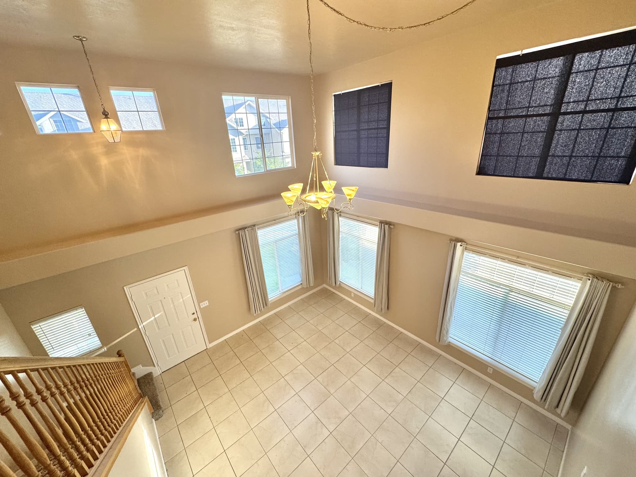 Sandy Townhome: 723 E Sandy Point Dr