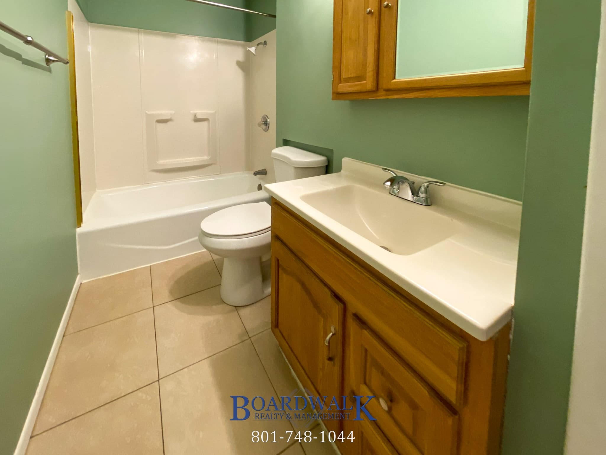 Sandy In-Law/Basement: 451 E 8120 S