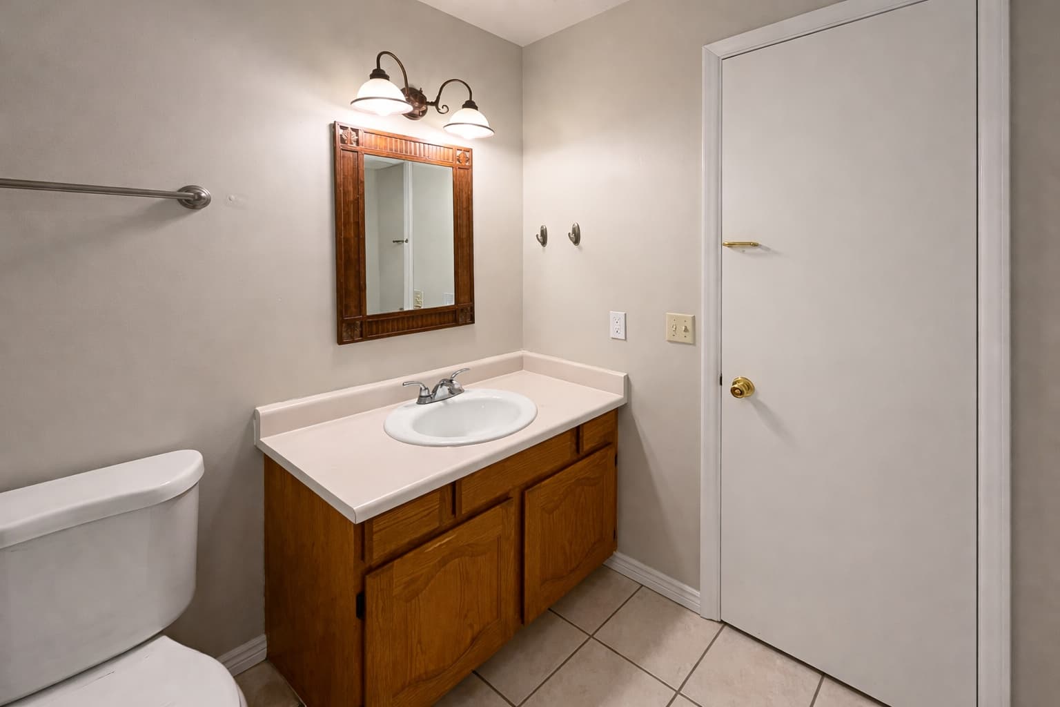 Salt Lake City House: 318 E Park Creeke Ln