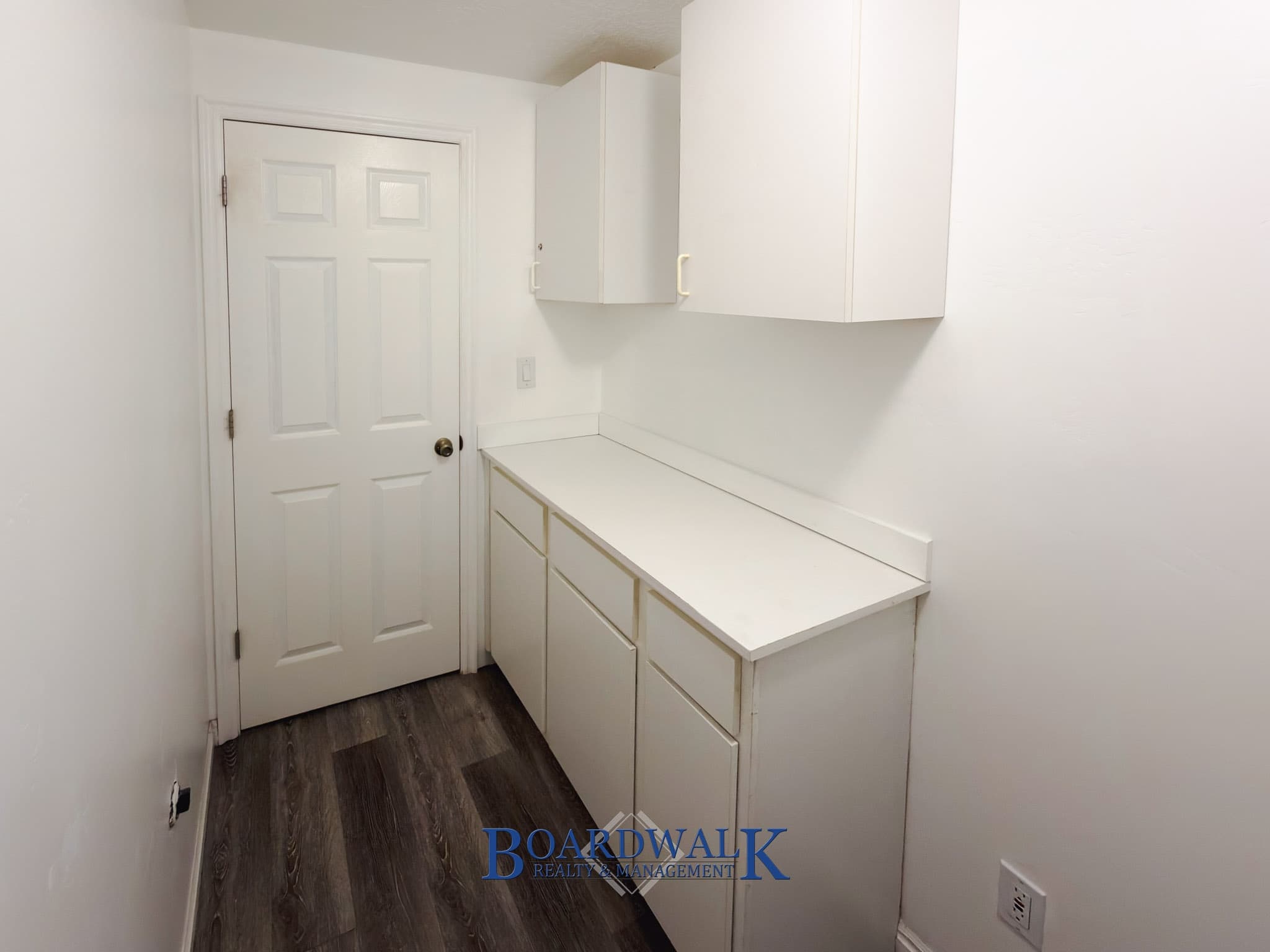 Riverton In-Law/Basement: 3068 W Elmwood Dr