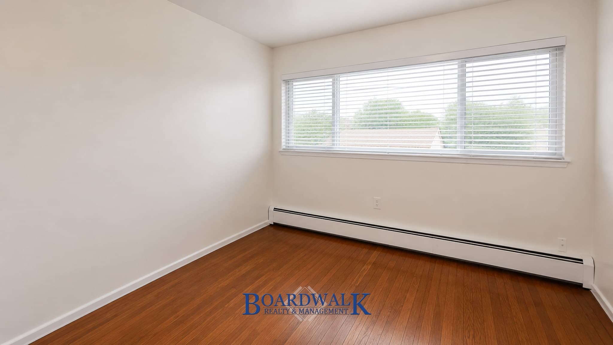 Midvale Multiplex: 772 W Lennox St