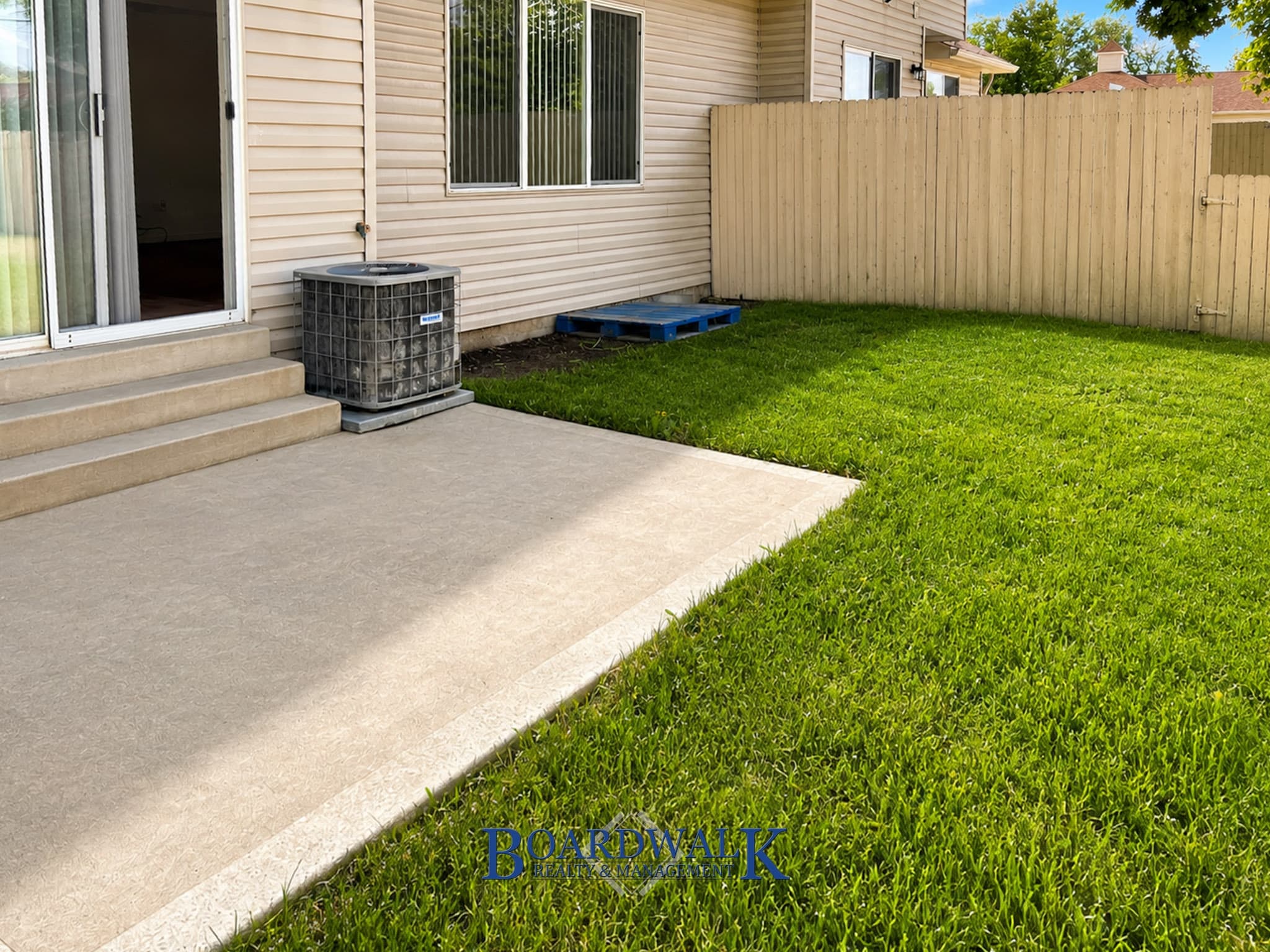Salt Lake City Condo: 582 N Redwood Rd
