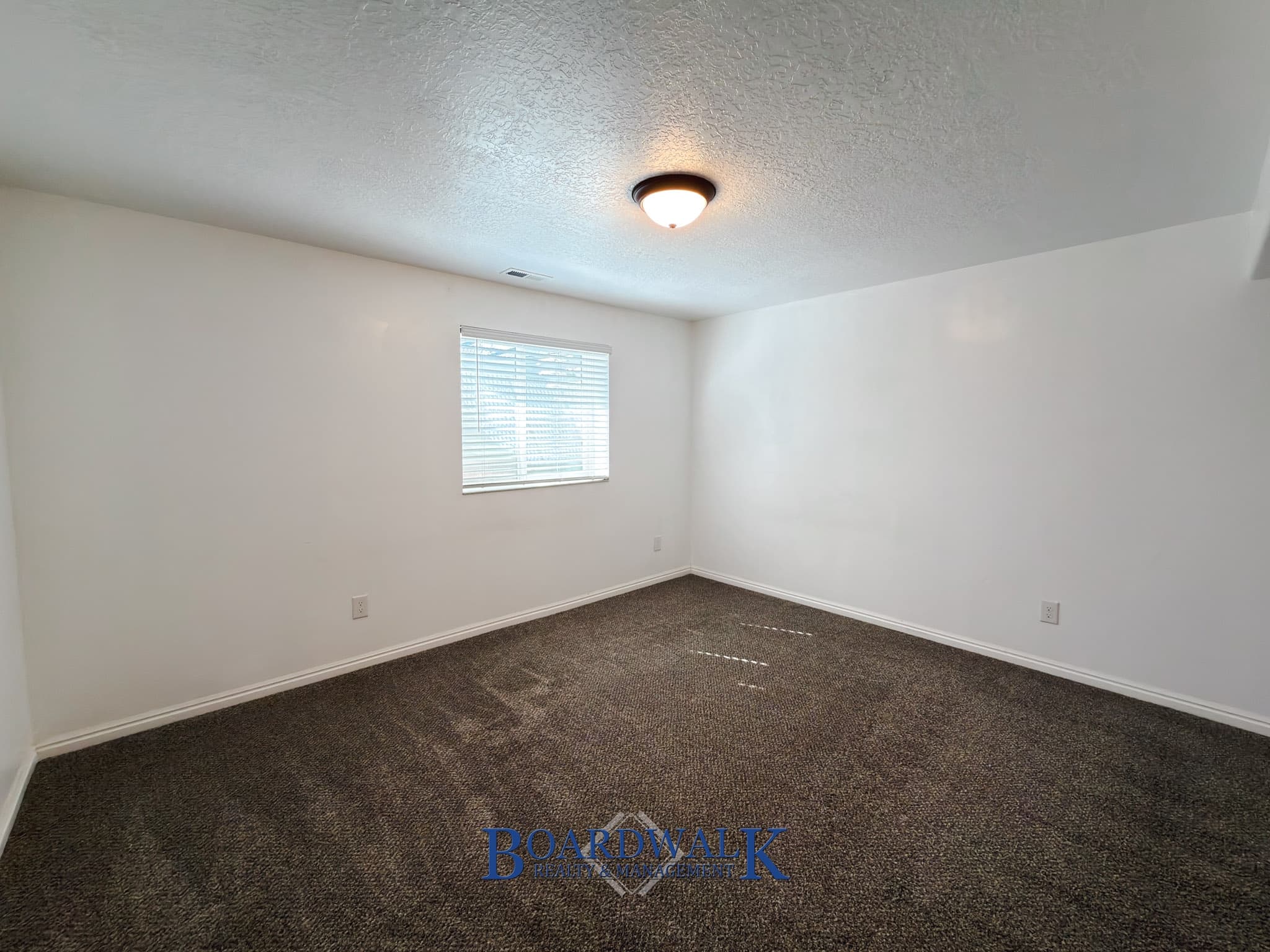 Riverton In-Law/Basement: 3068 W Elmwood Dr