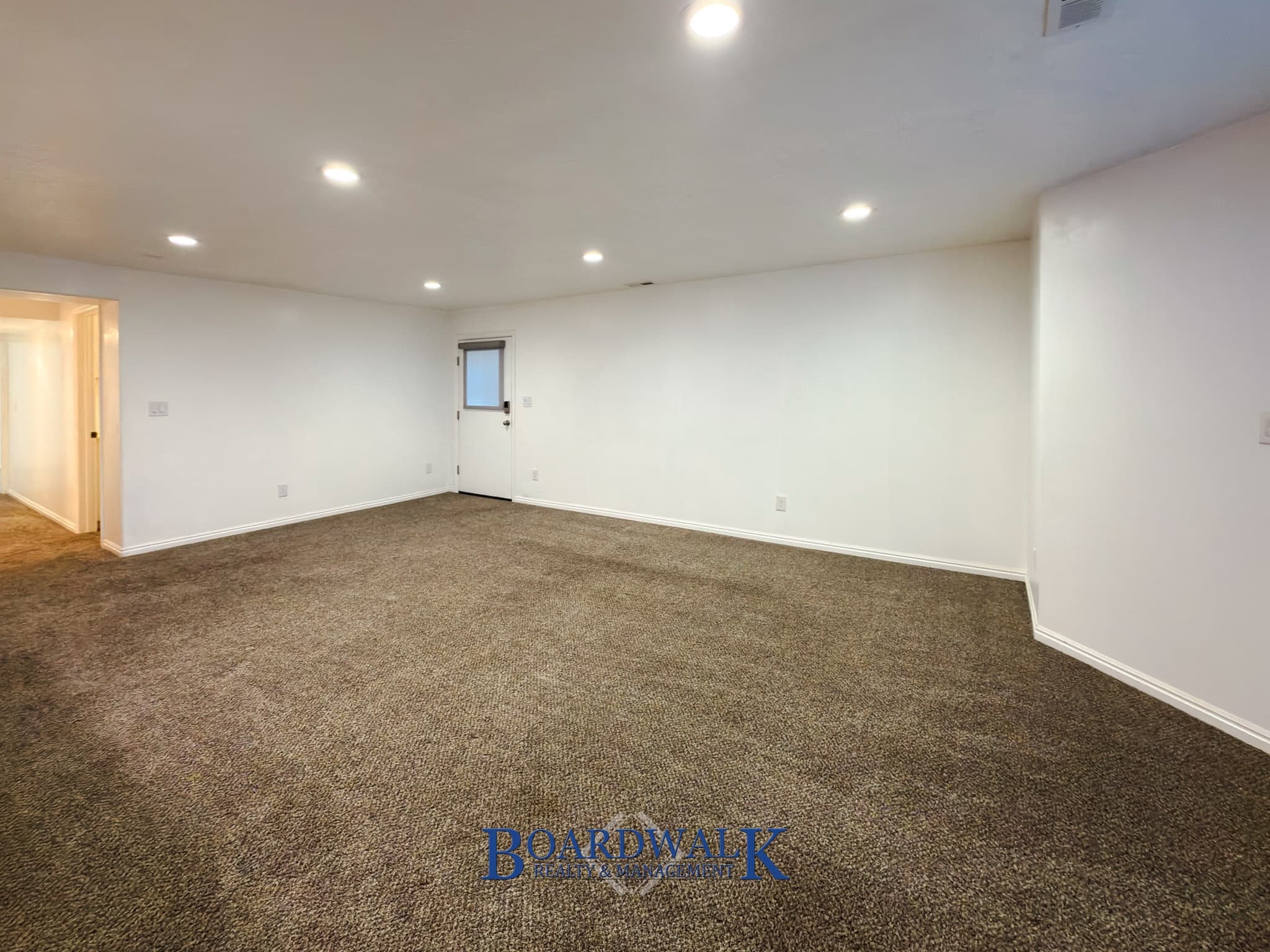 Riverton In-Law/Basement: 3068 W Elmwood Dr