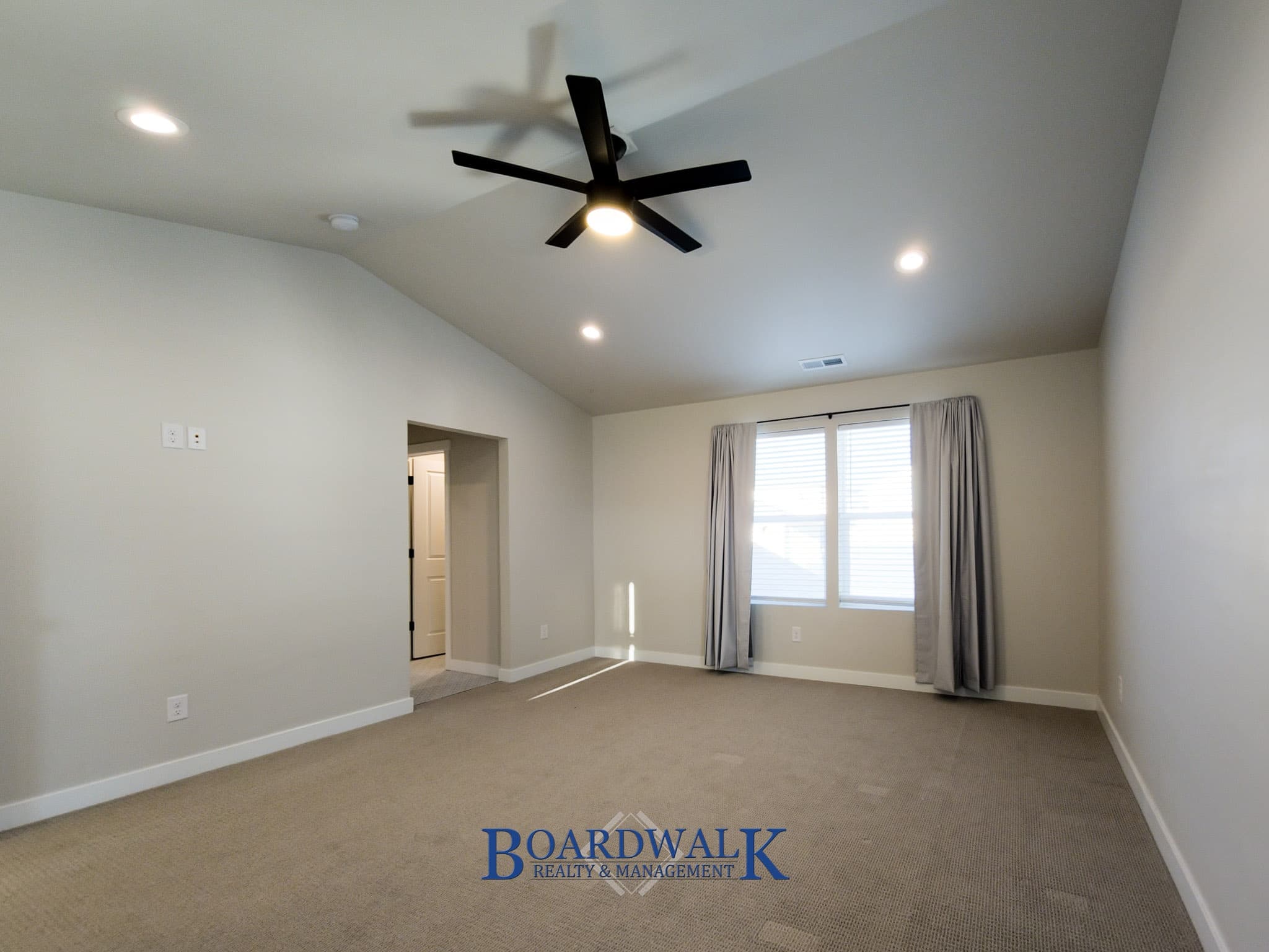 West Jordan House: 7579 S Bear Gulch Rd