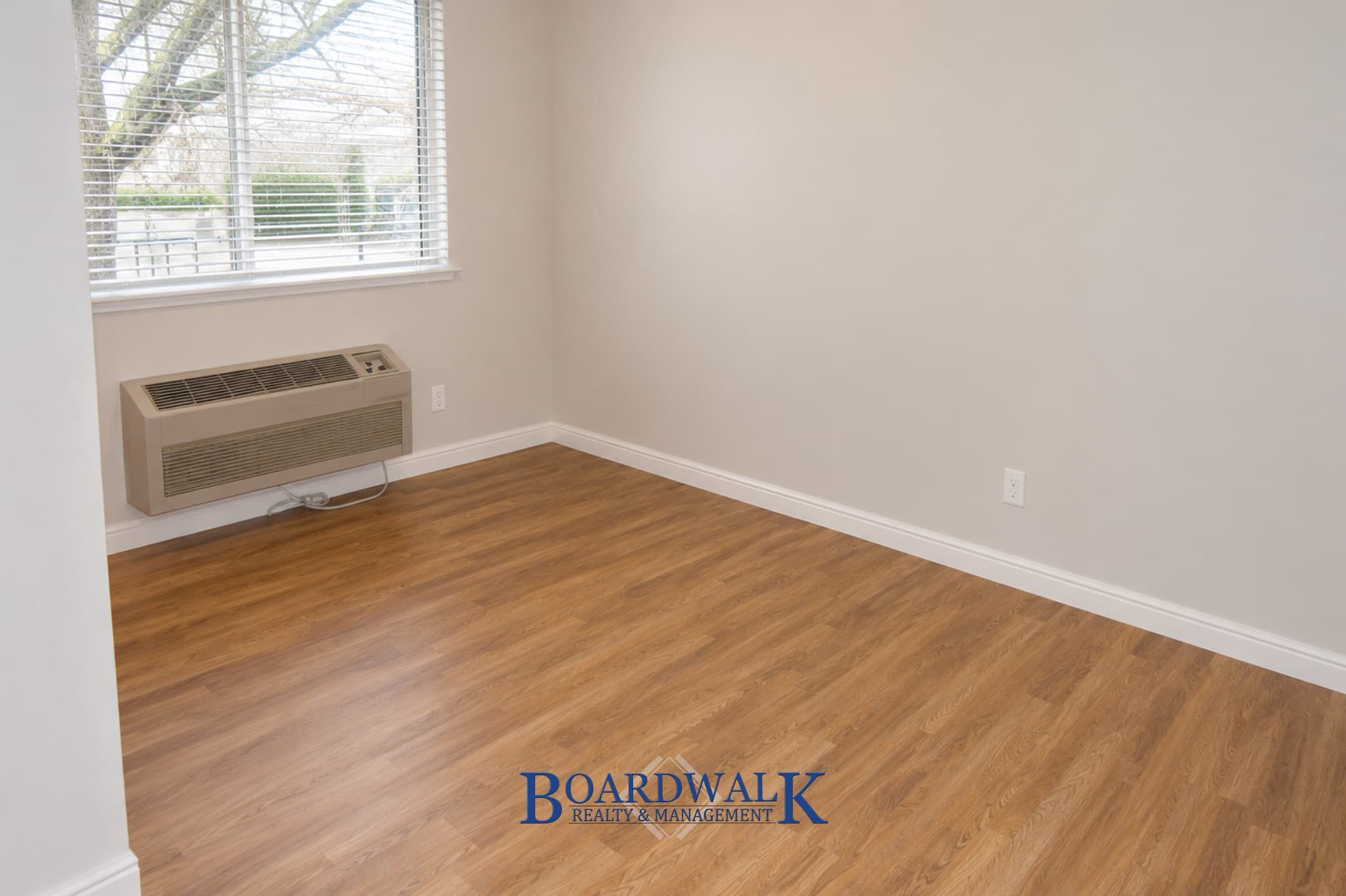 Salt Lake Apartment: 161 E Beryl Ave