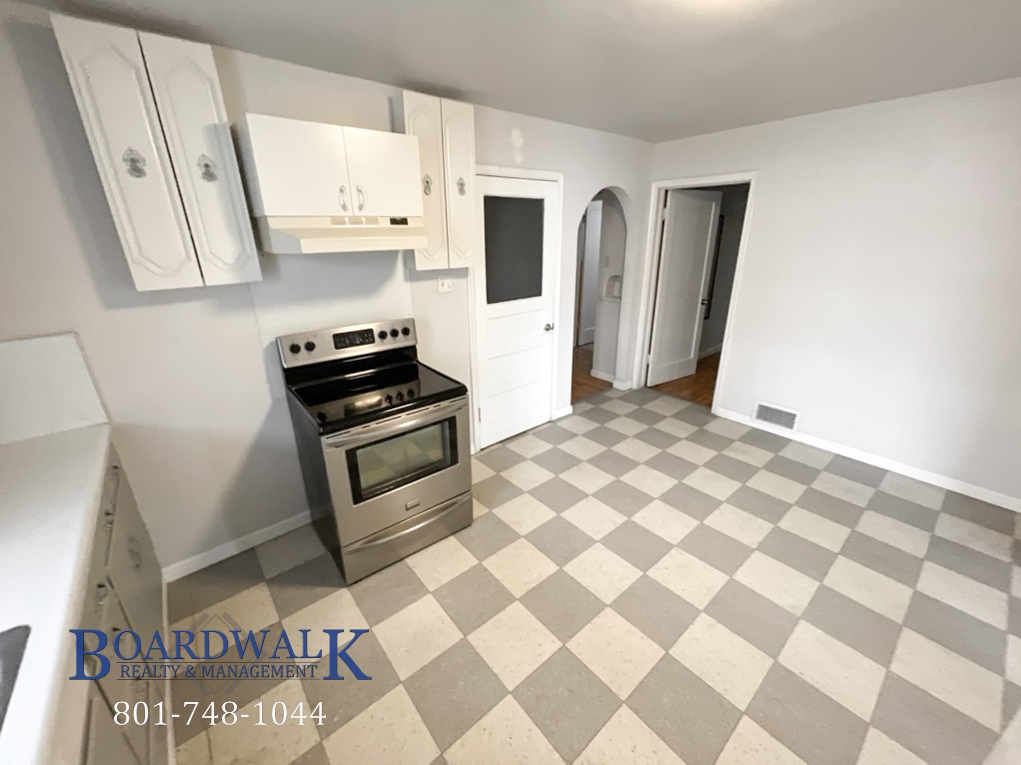 Salt Lake City House: 1748 S Main St