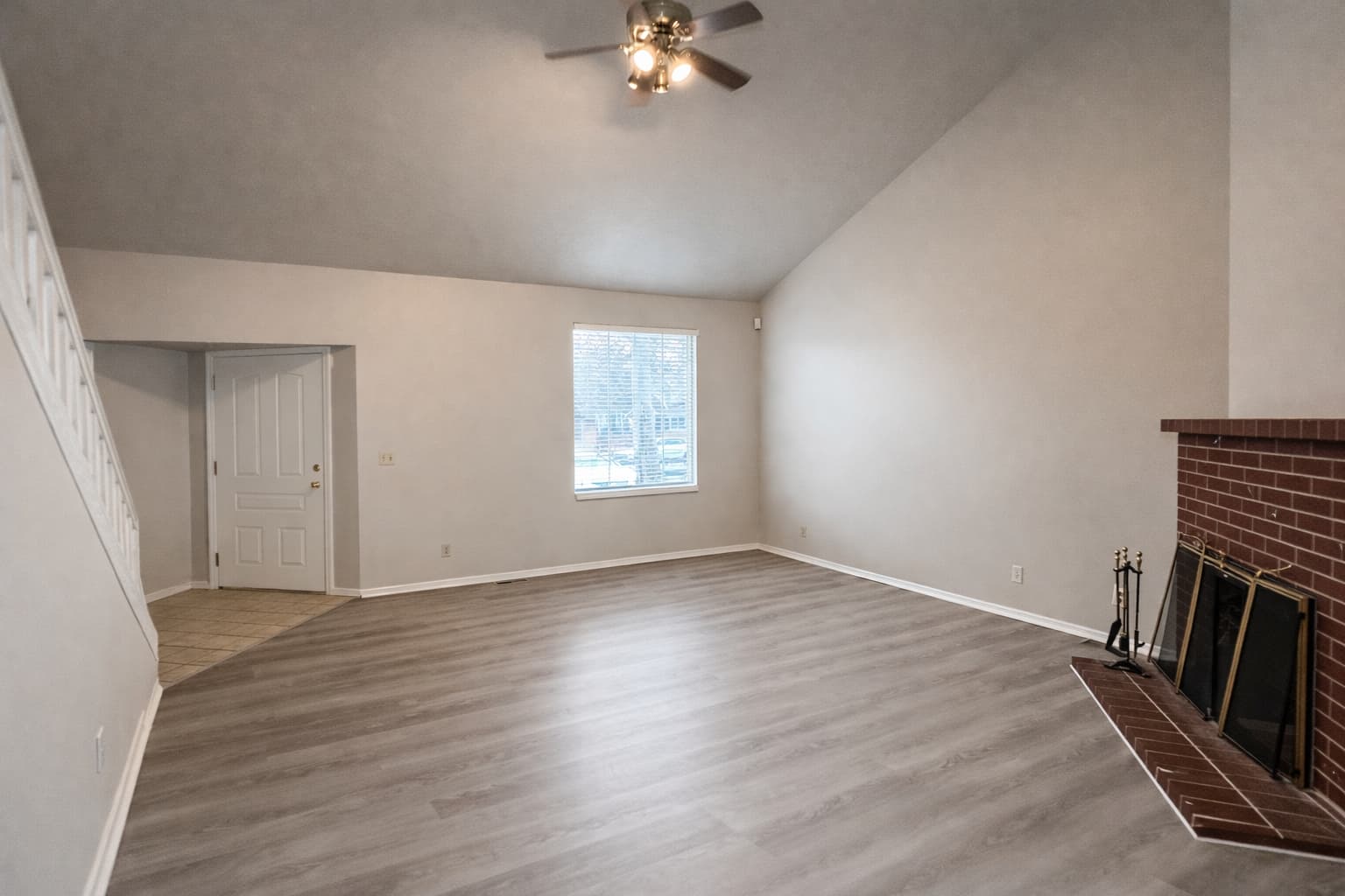 Salt Lake City House: 318 E Park Creeke Ln