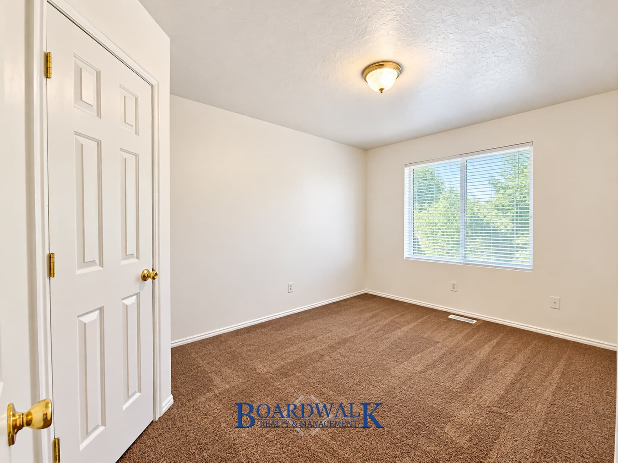Salt Lake City Condo: 582 N Redwood Rd