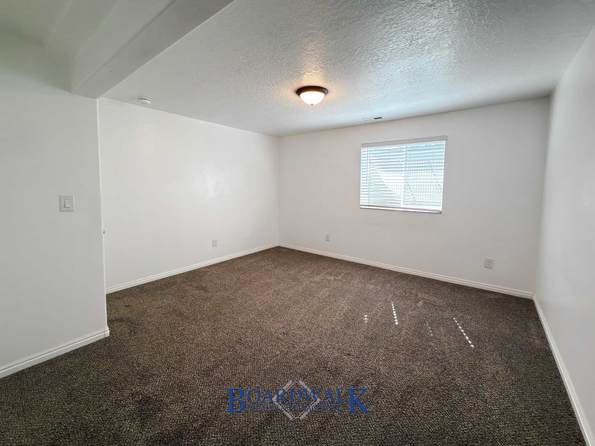 Riverton In-Law/Basement: 3068 W Elmwood Dr