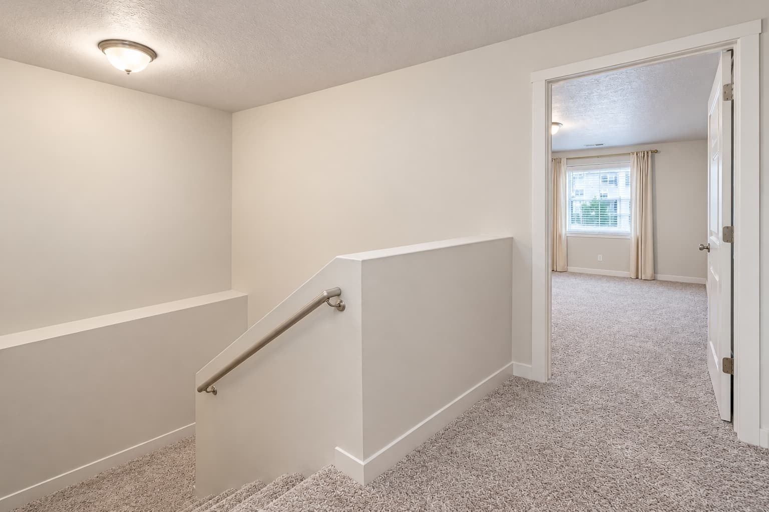Herriman Townhome: 14384 S Ferndale Way