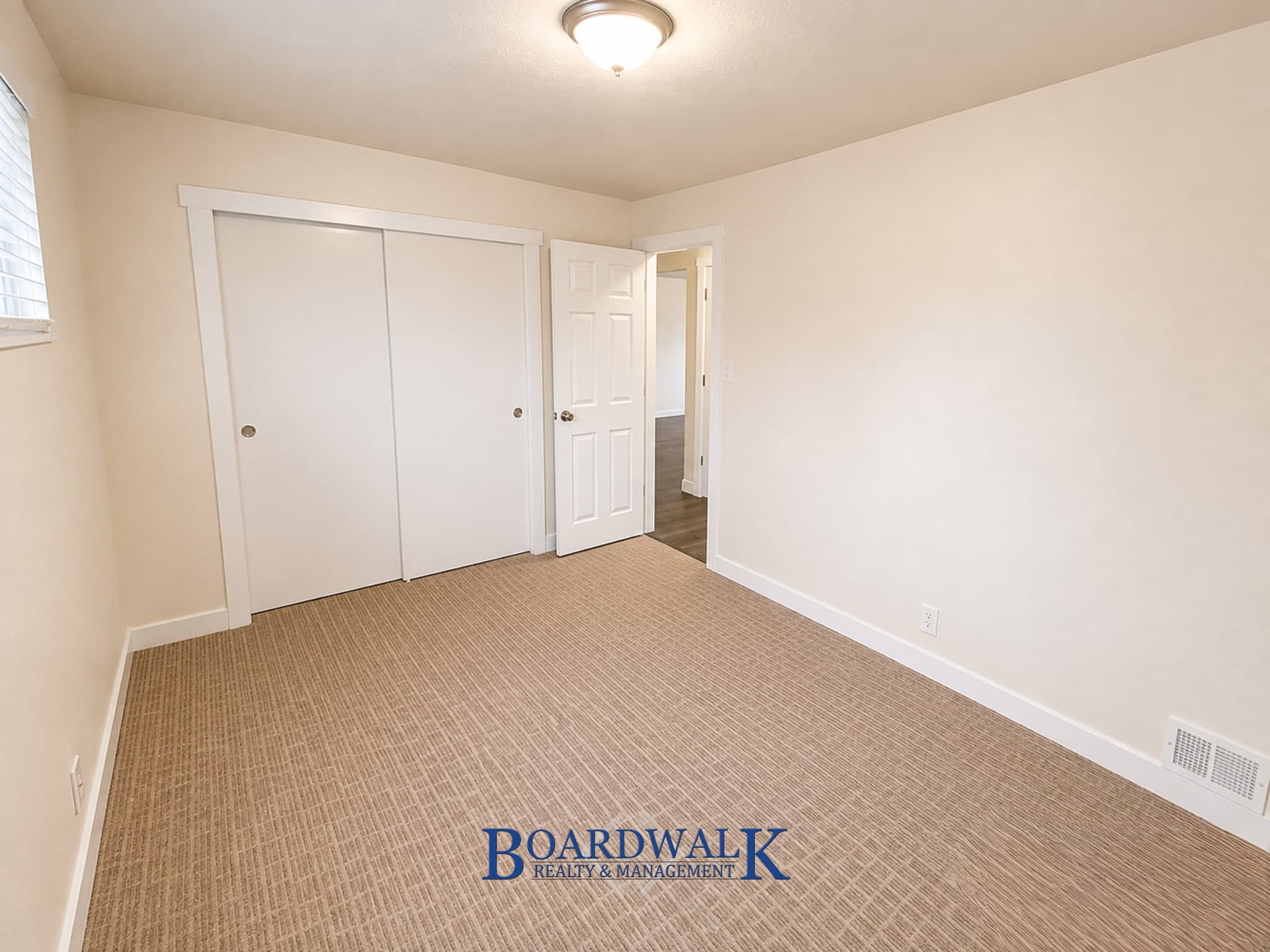 Bountiful House: 223 Mill St