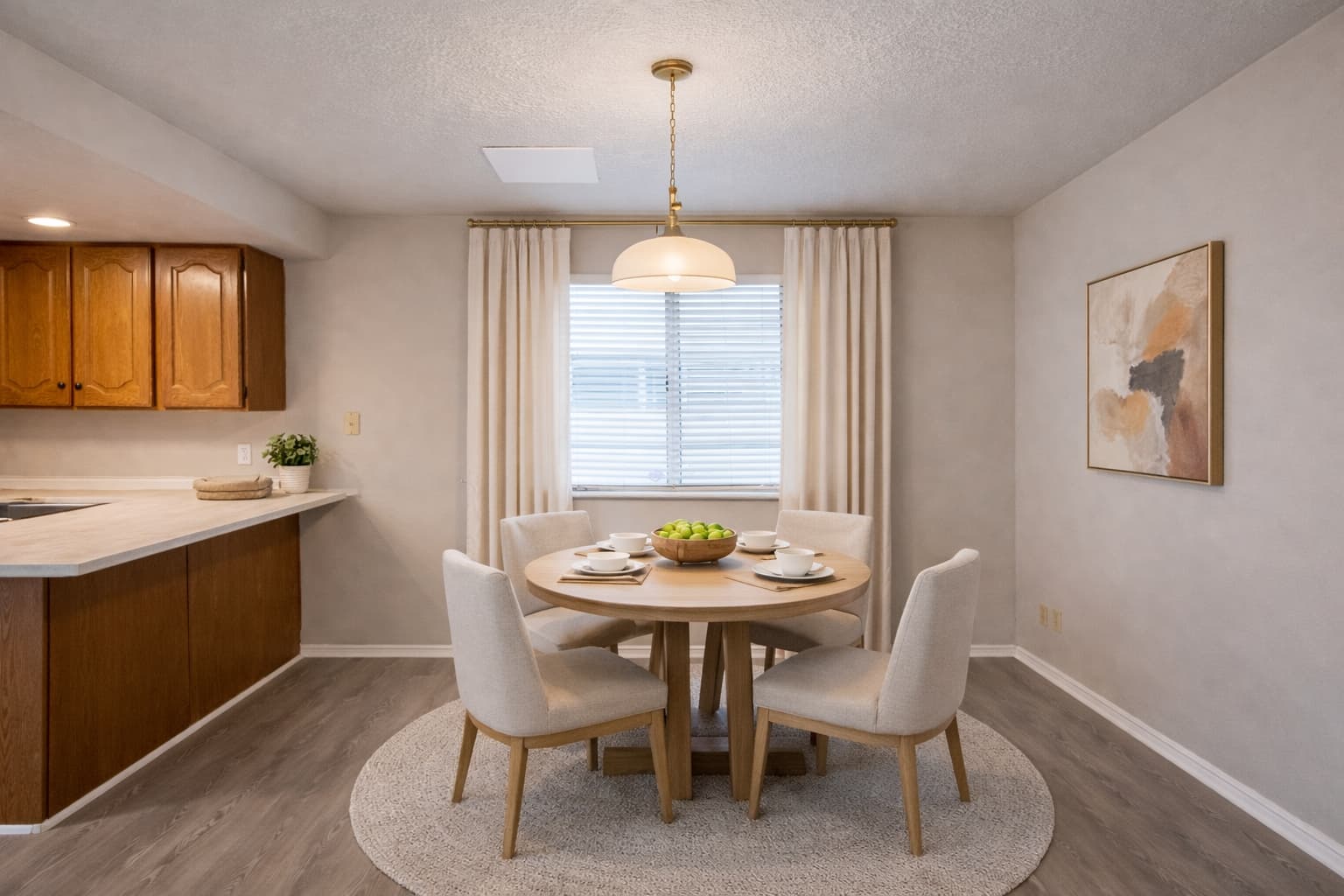 Salt Lake City House: 318 E Park Creeke Ln