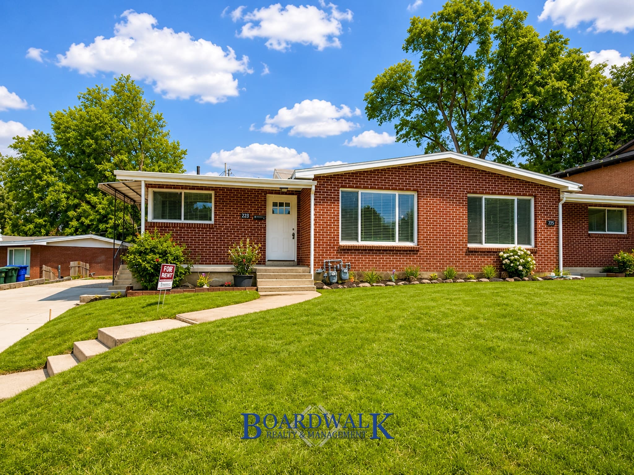 Bountiful House: 223 Mill St