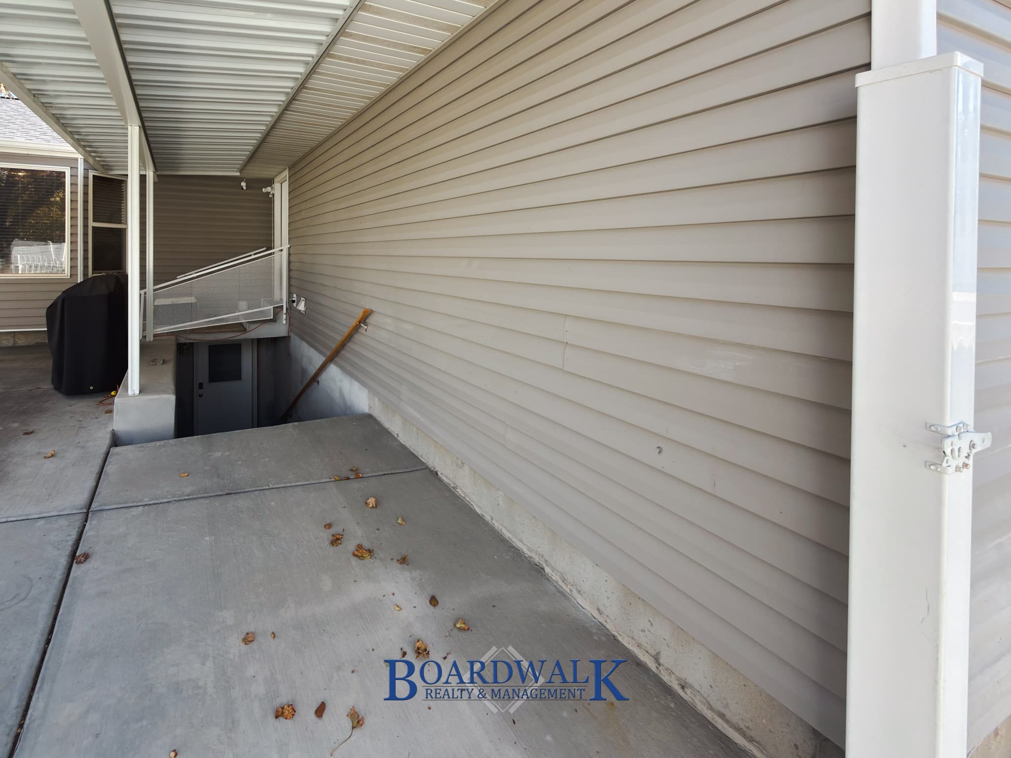 Riverton In-Law/Basement: 3068 W Elmwood Dr