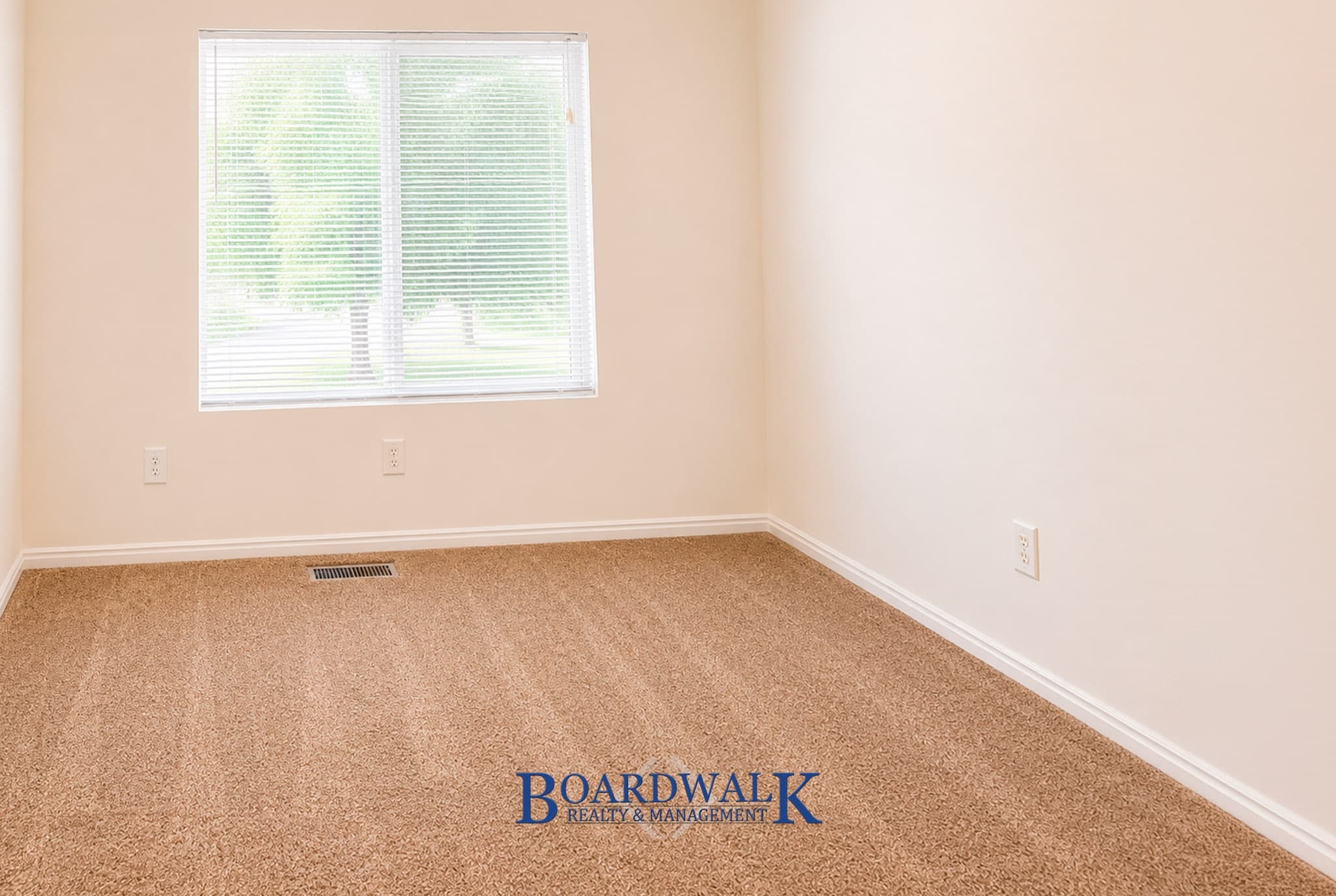 Salt Lake City Condo: 582 N Redwood Rd