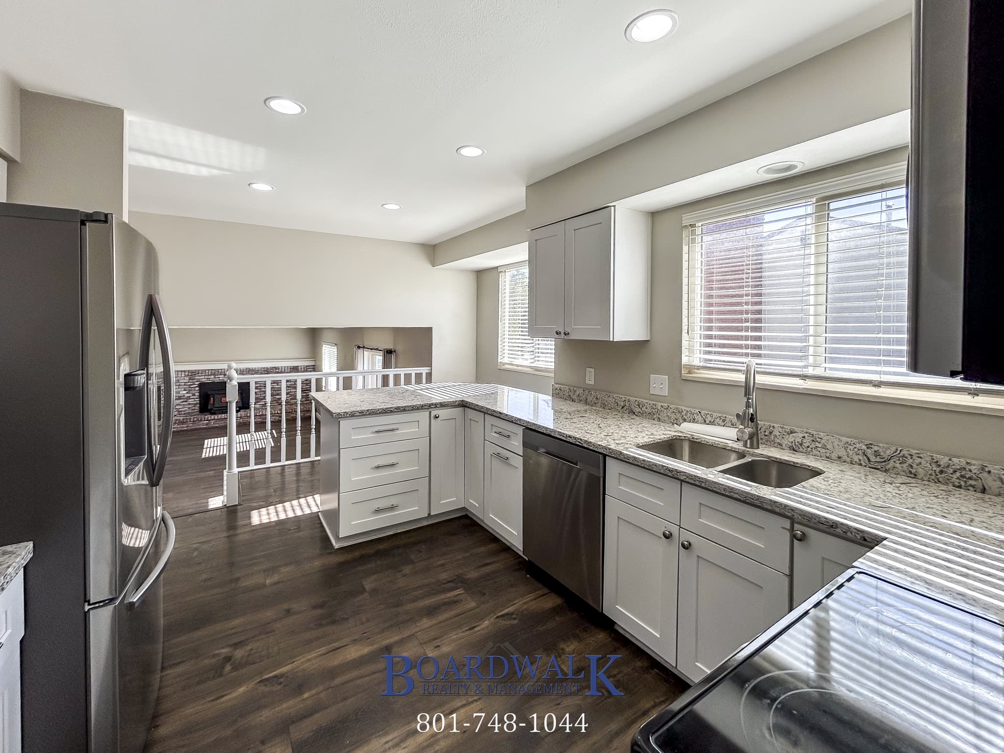Sandy House: 1252 E Cedar Ridge Rd