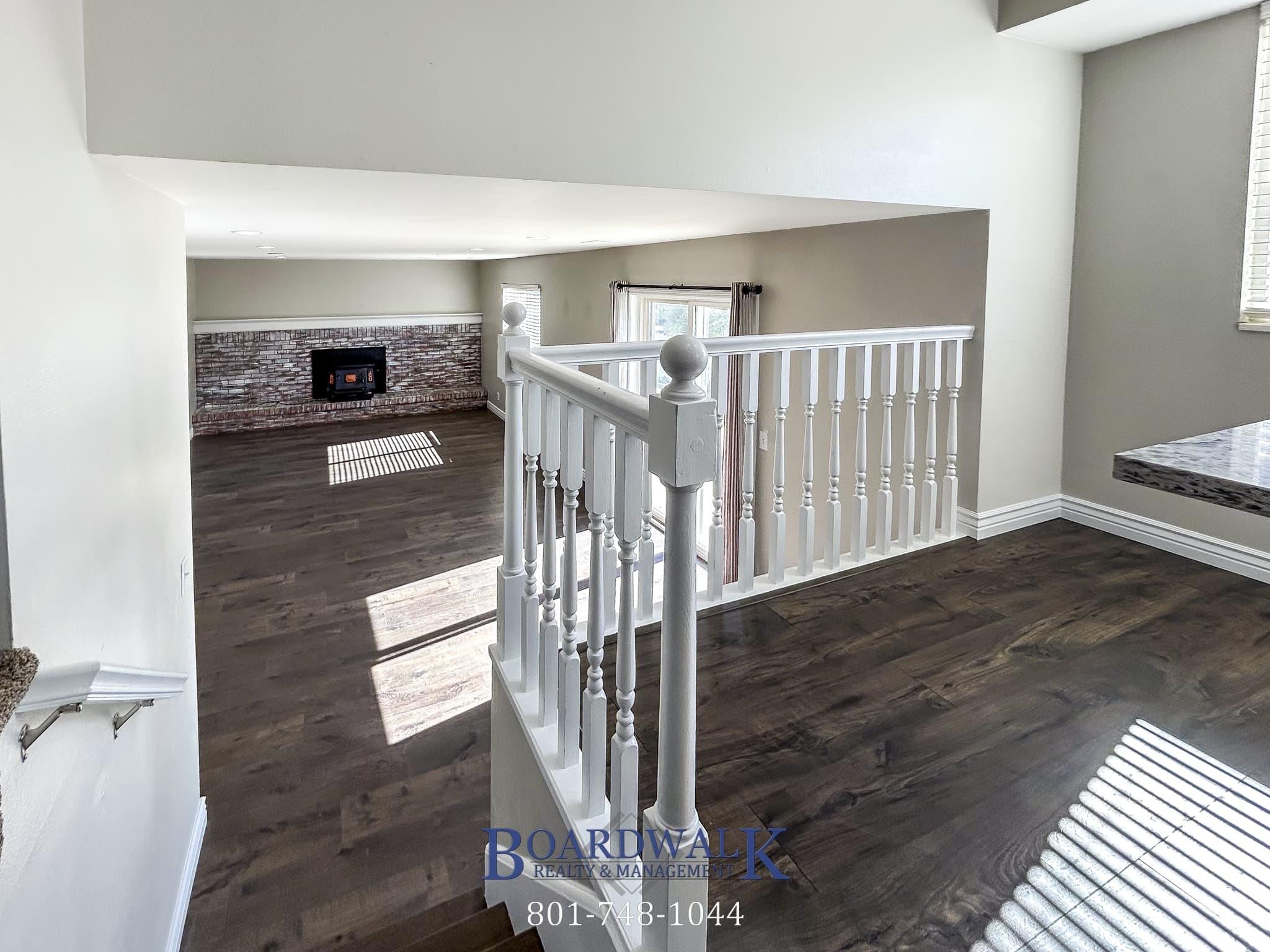 Sandy House: 1252 E Cedar Ridge Rd