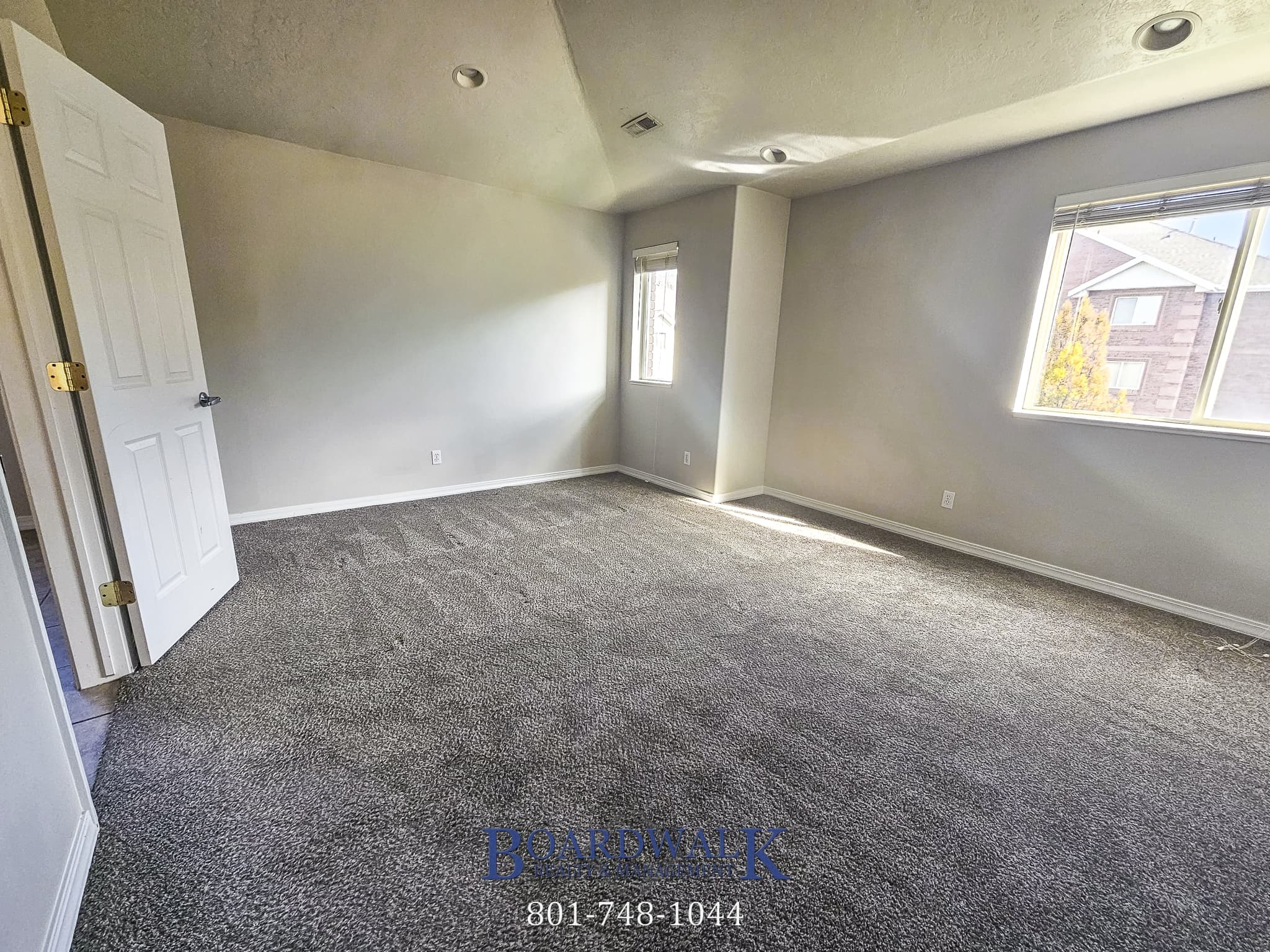 Bountiful Apartment: 340 N 500 W