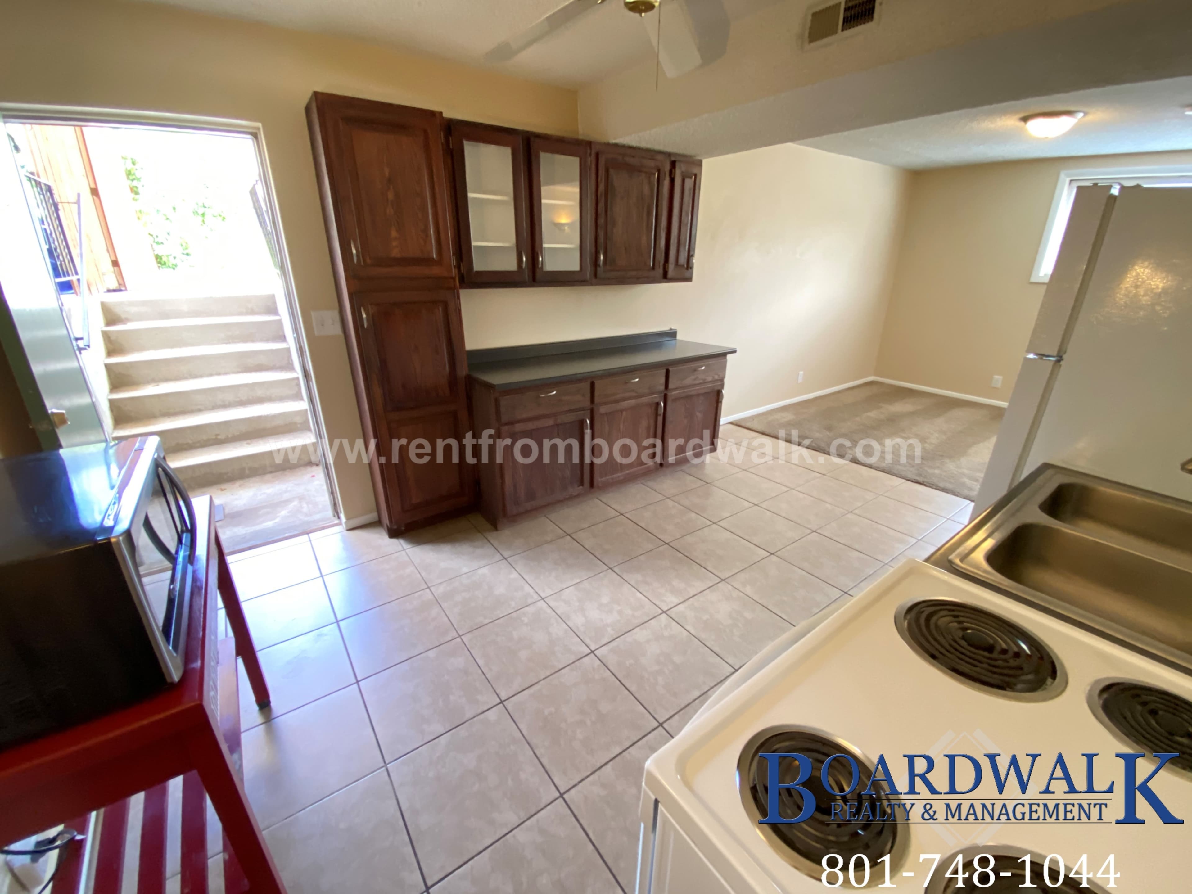 Sandy In-Law/Basement: 451 E 8120 S