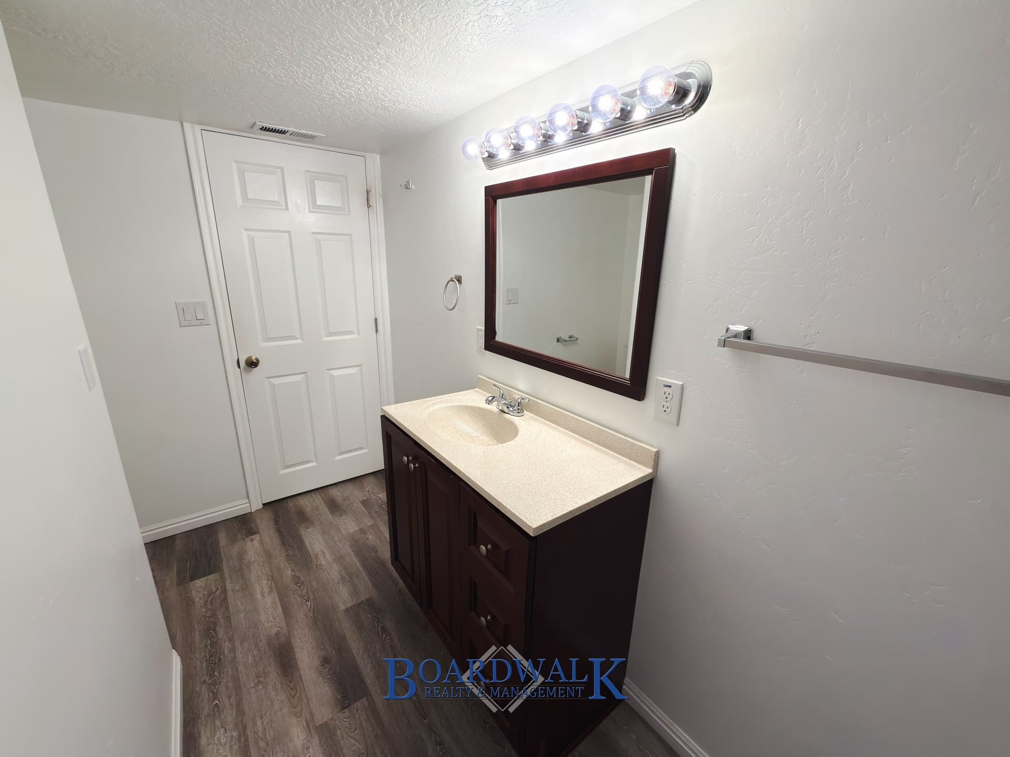 Riverton In-Law/Basement: 3068 W Elmwood Dr