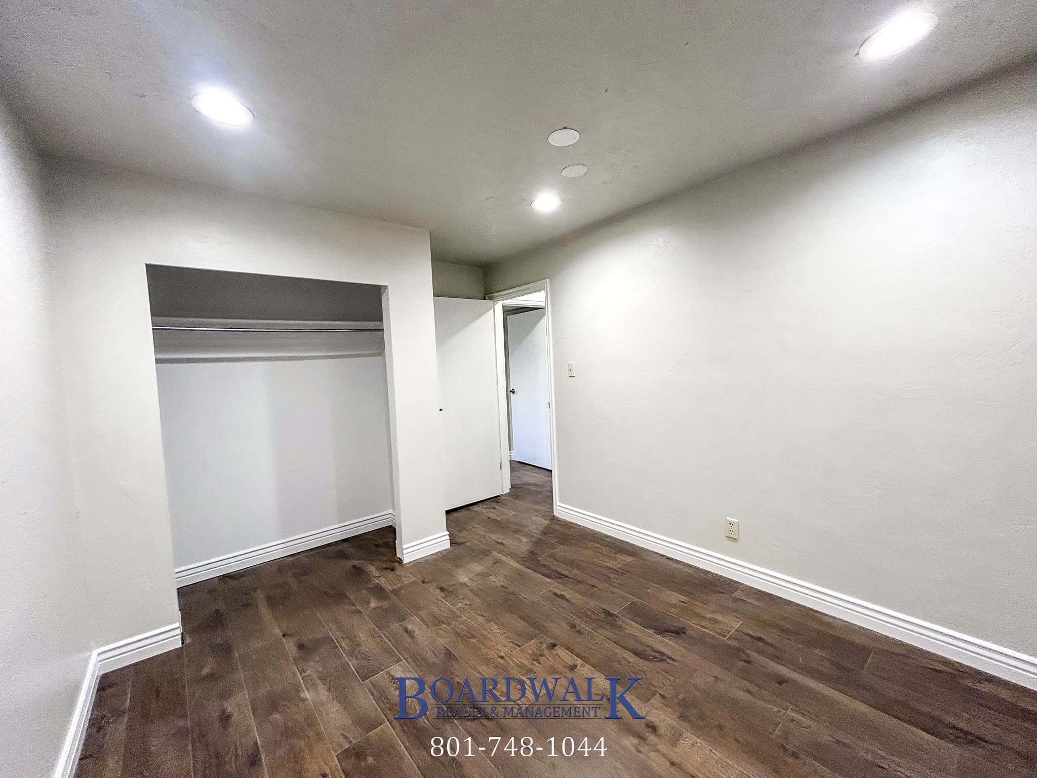 Sandy House: 1252 E Cedar Ridge Rd