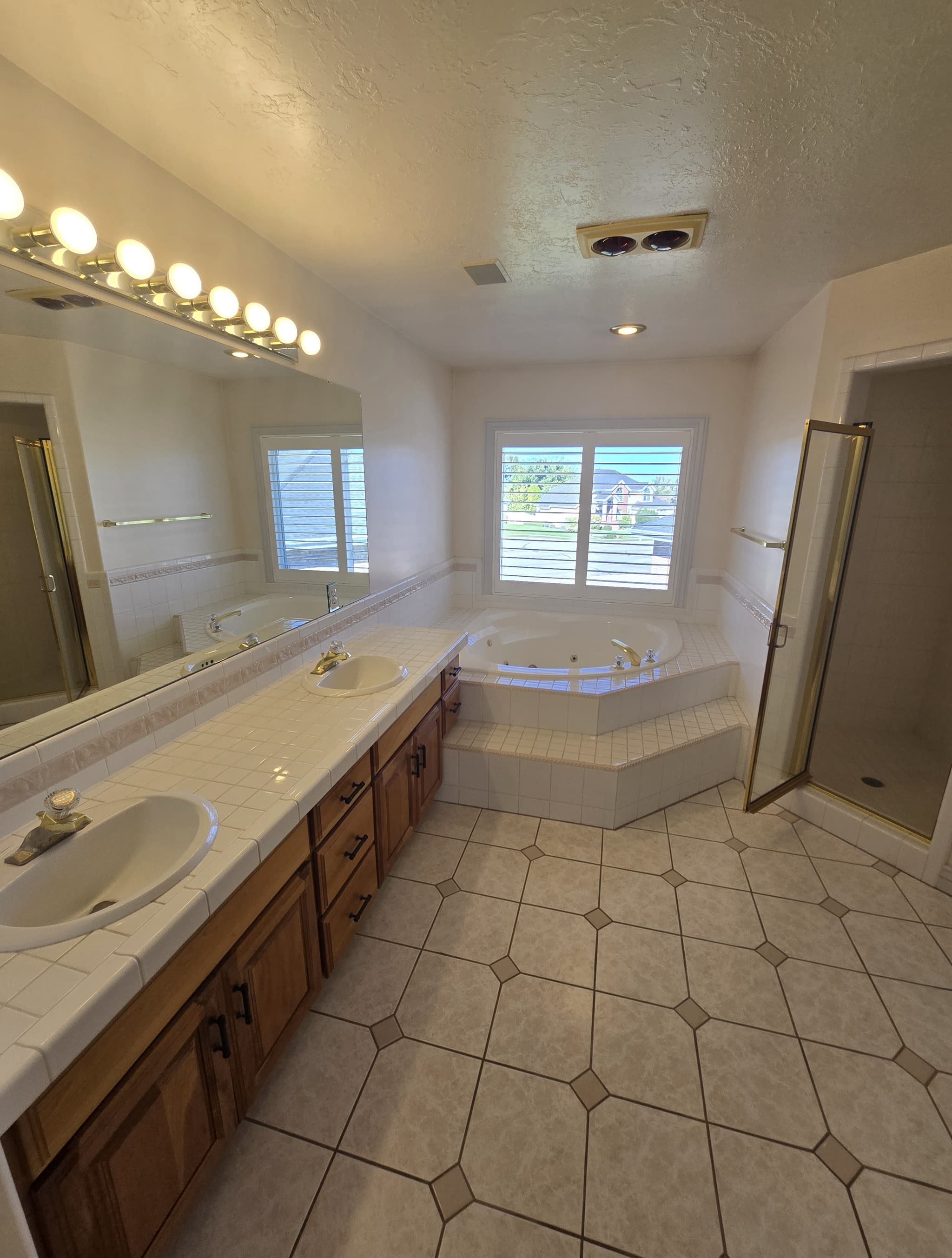Ogden House: 5708 S 950 E