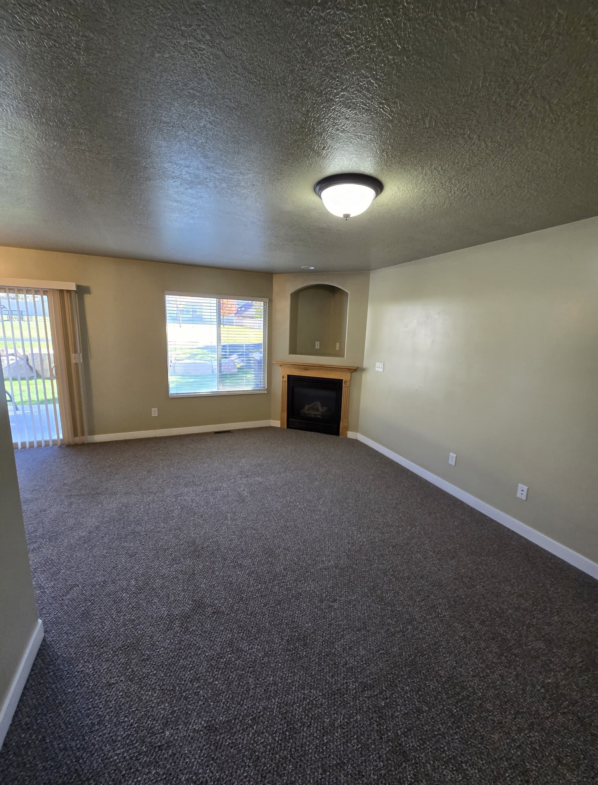 Ogden Townhome: 1650 N 450 E