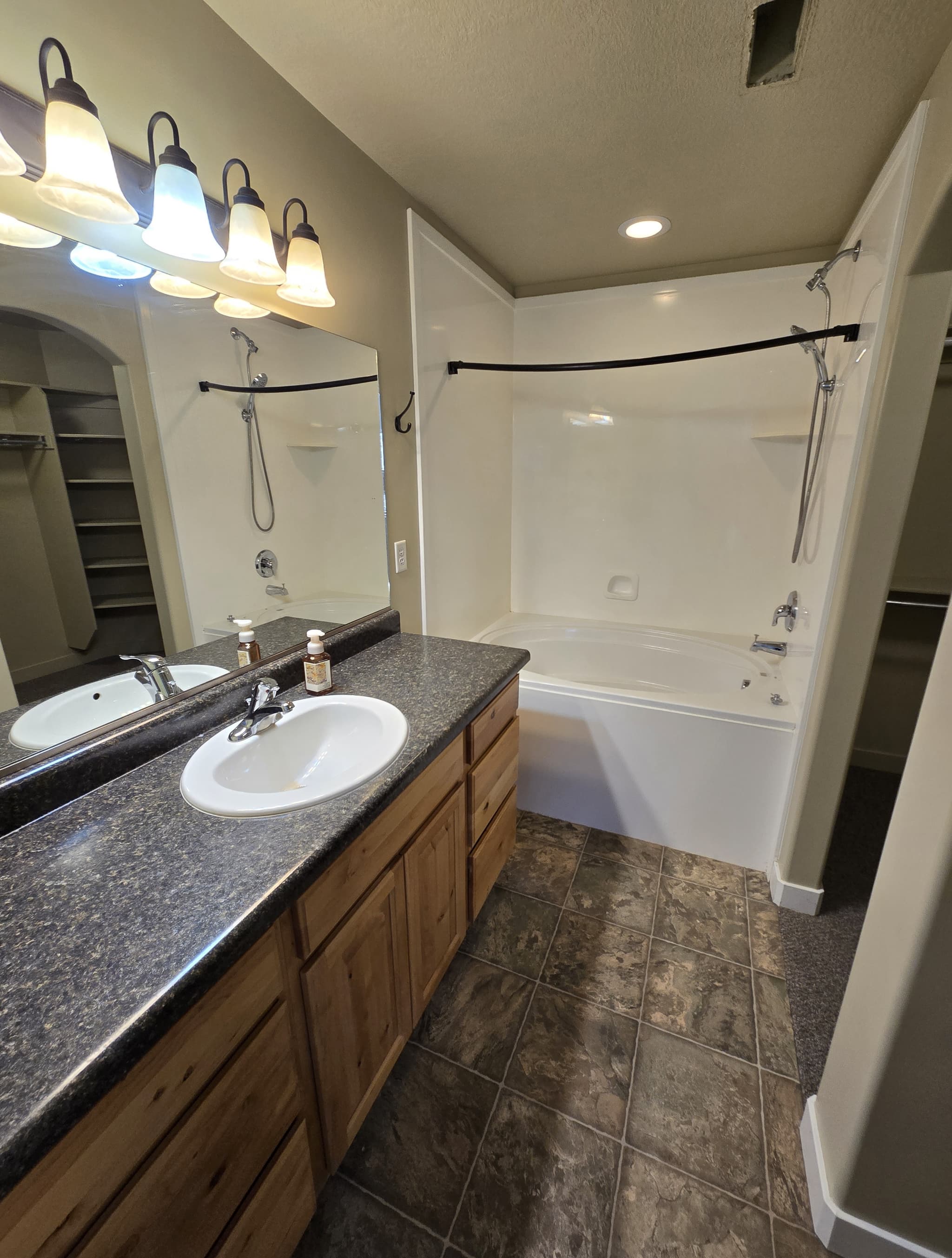 Ogden Townhome: 1650 N 450 E