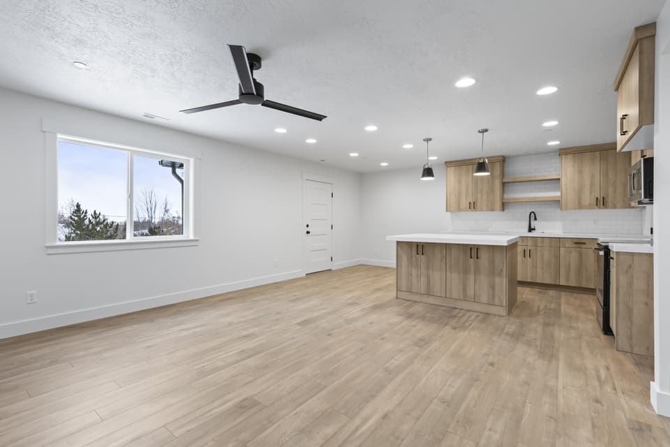 Brigham City Townhome: 2218 S 635 W
