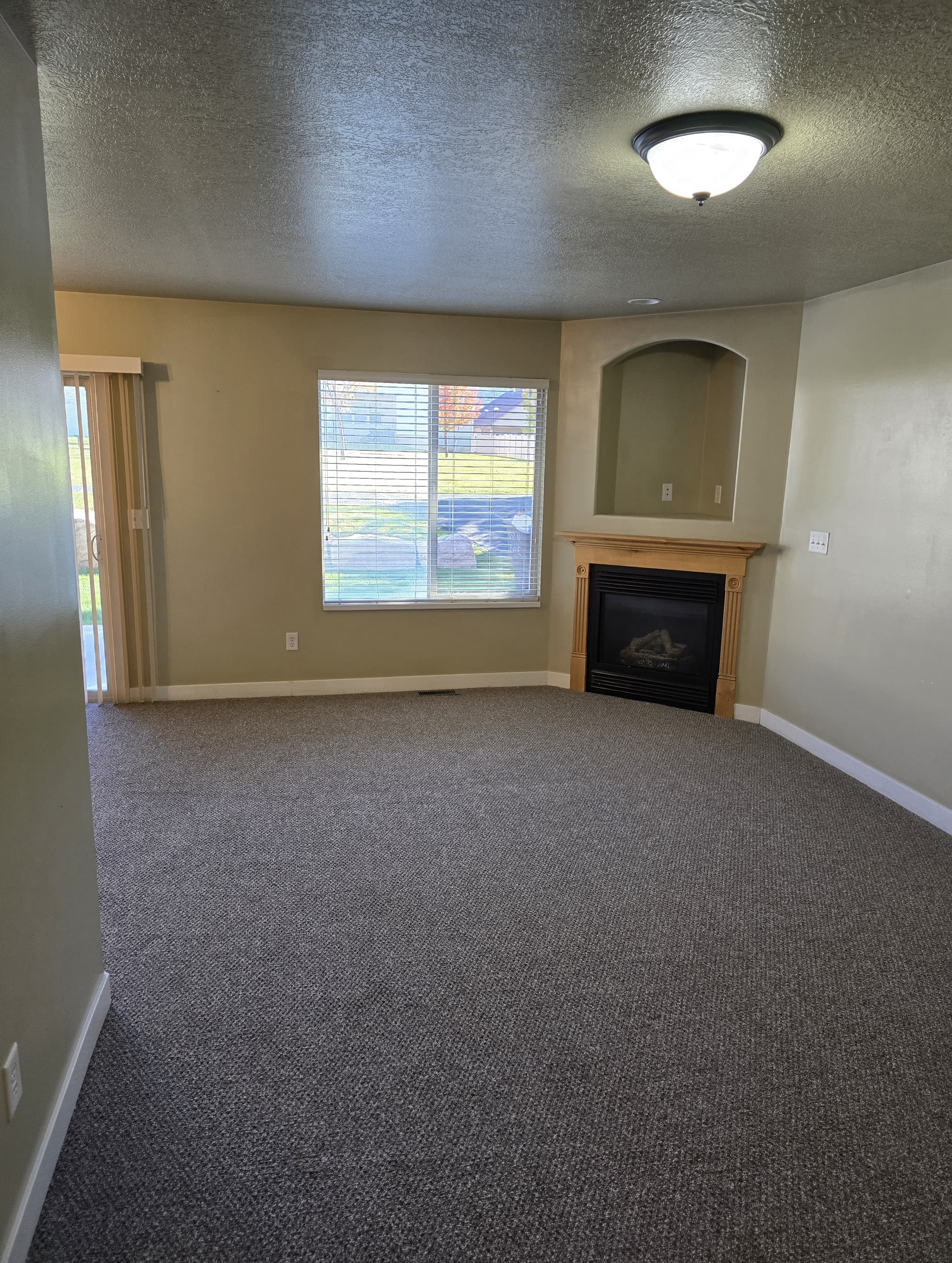 Ogden Townhome: 1650 N 450 E