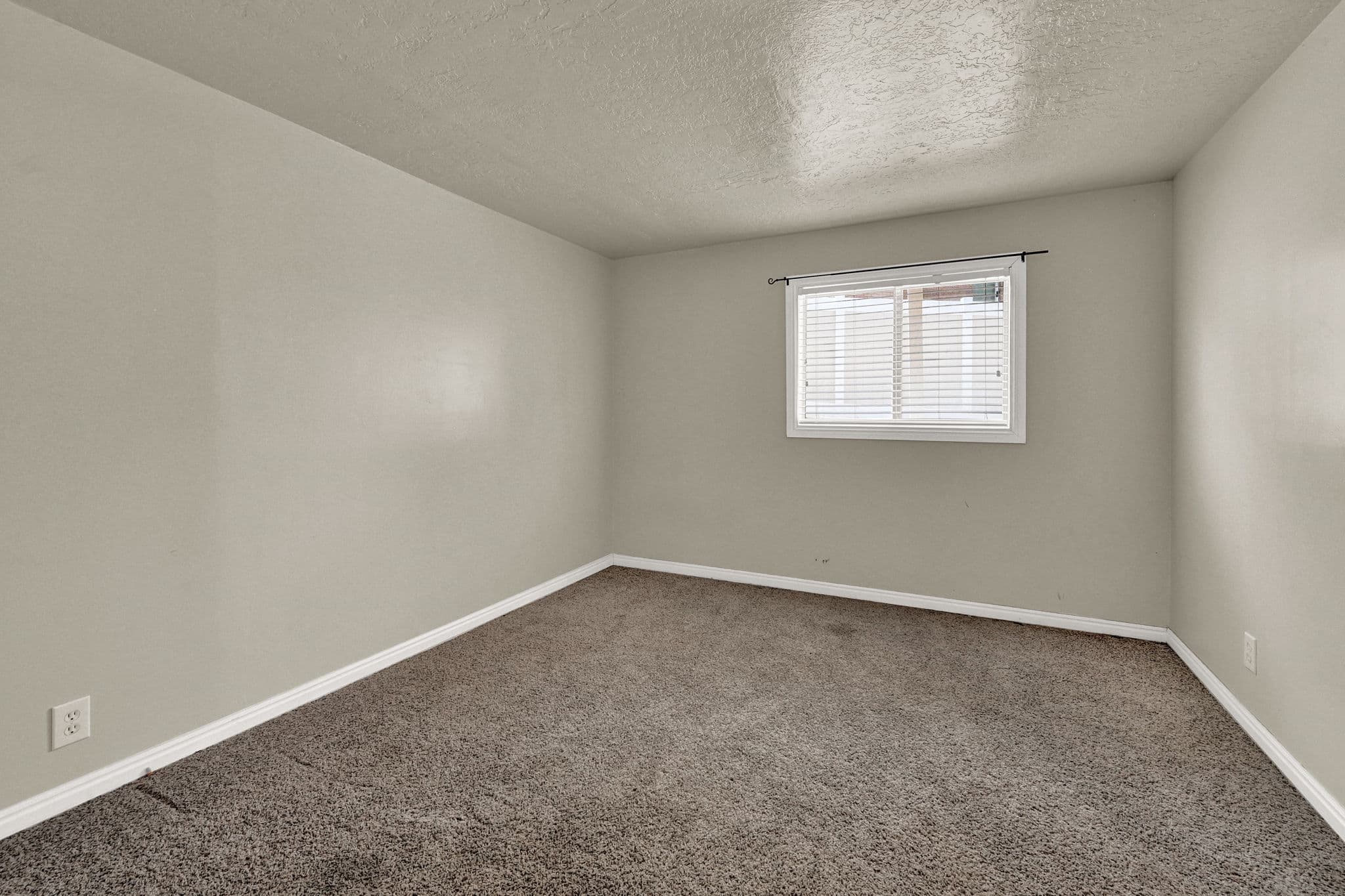 Bountiful House: 3062 S 150 E